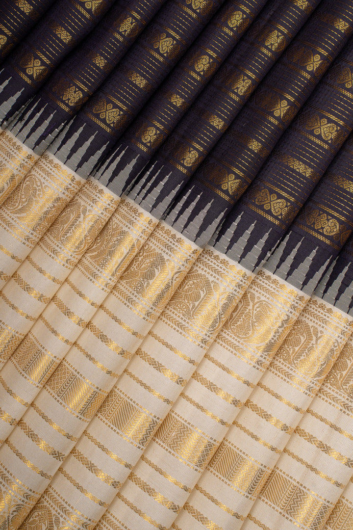 Black &amp; Ivory Varisaipettu Pure Kanchipuram Silk Saree