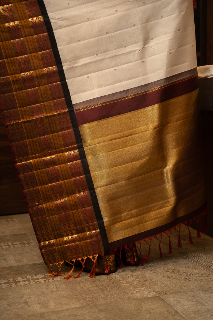 Champagne Cream and Maroon Pure Zari Kanchipuram Silk Saree - Clio Silks