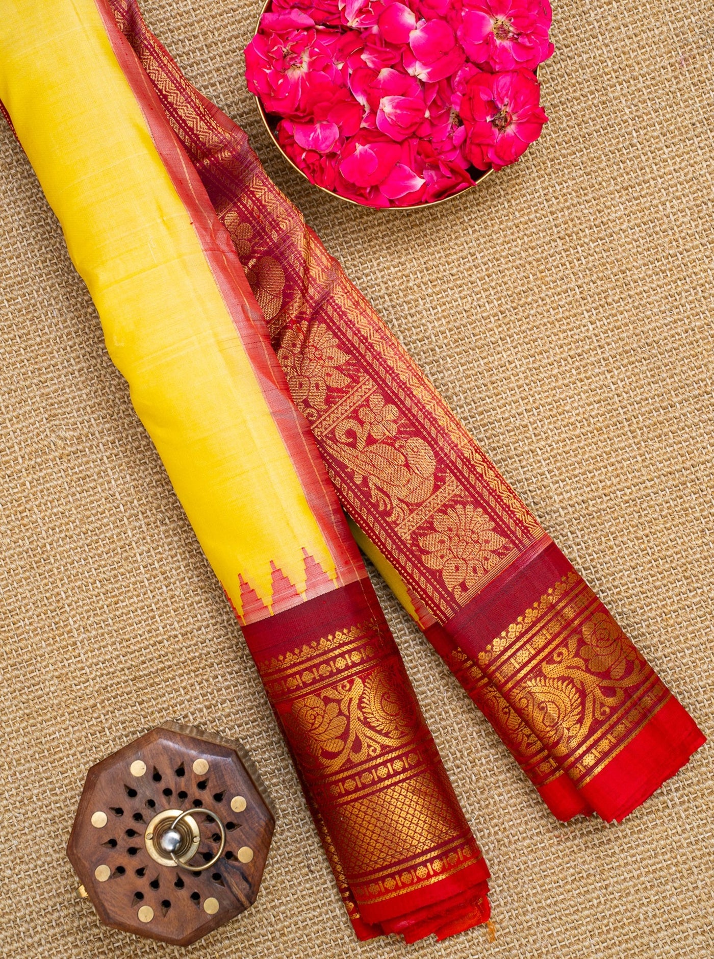 Sampanga Yellow Pure Gadwal Silk Saree - Clio Silks