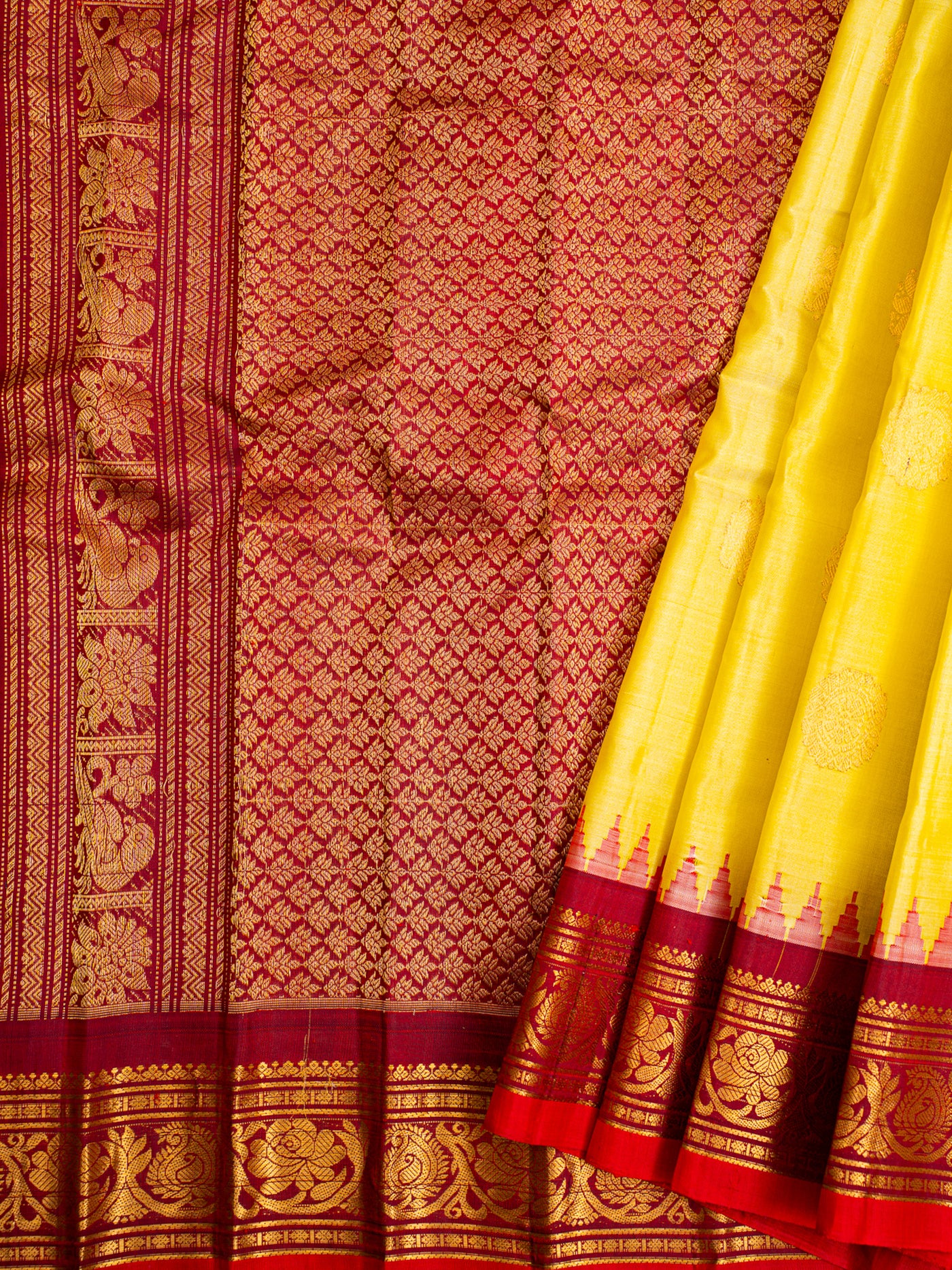Sampanga Yellow Pure Gadwal Silk Saree - Clio Silks