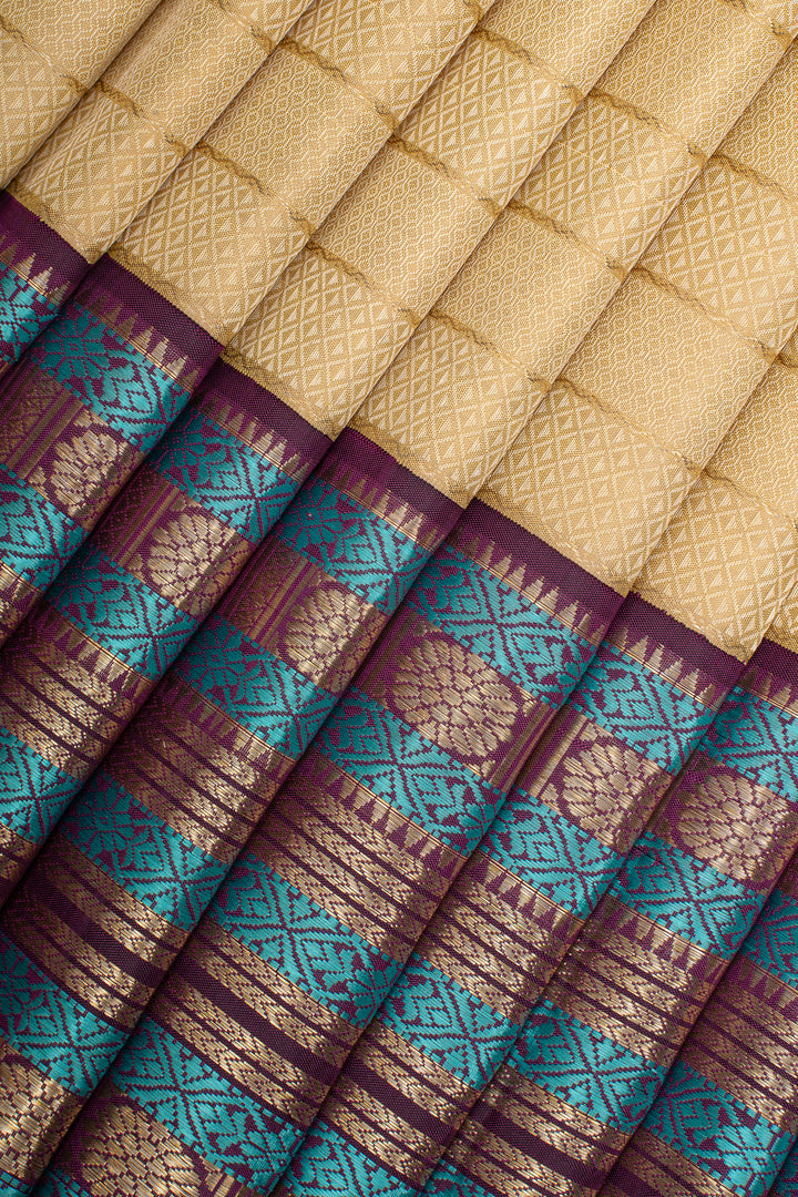 Beige &amp; Jamun Thread Brocade Varisaipettu Pure Kanchipuram Silk Saree