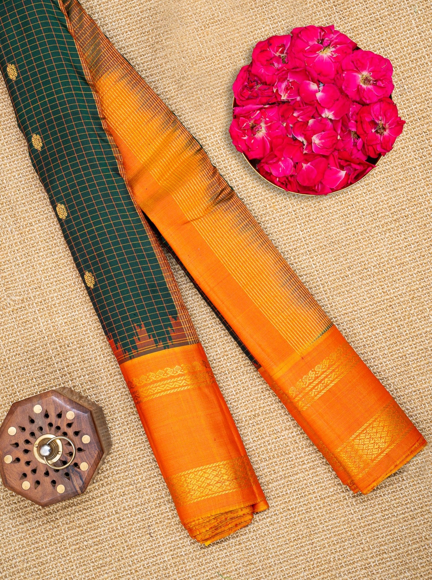 Bottle Green and Orange Pure Gadwal Silk Saree - Clio Silks