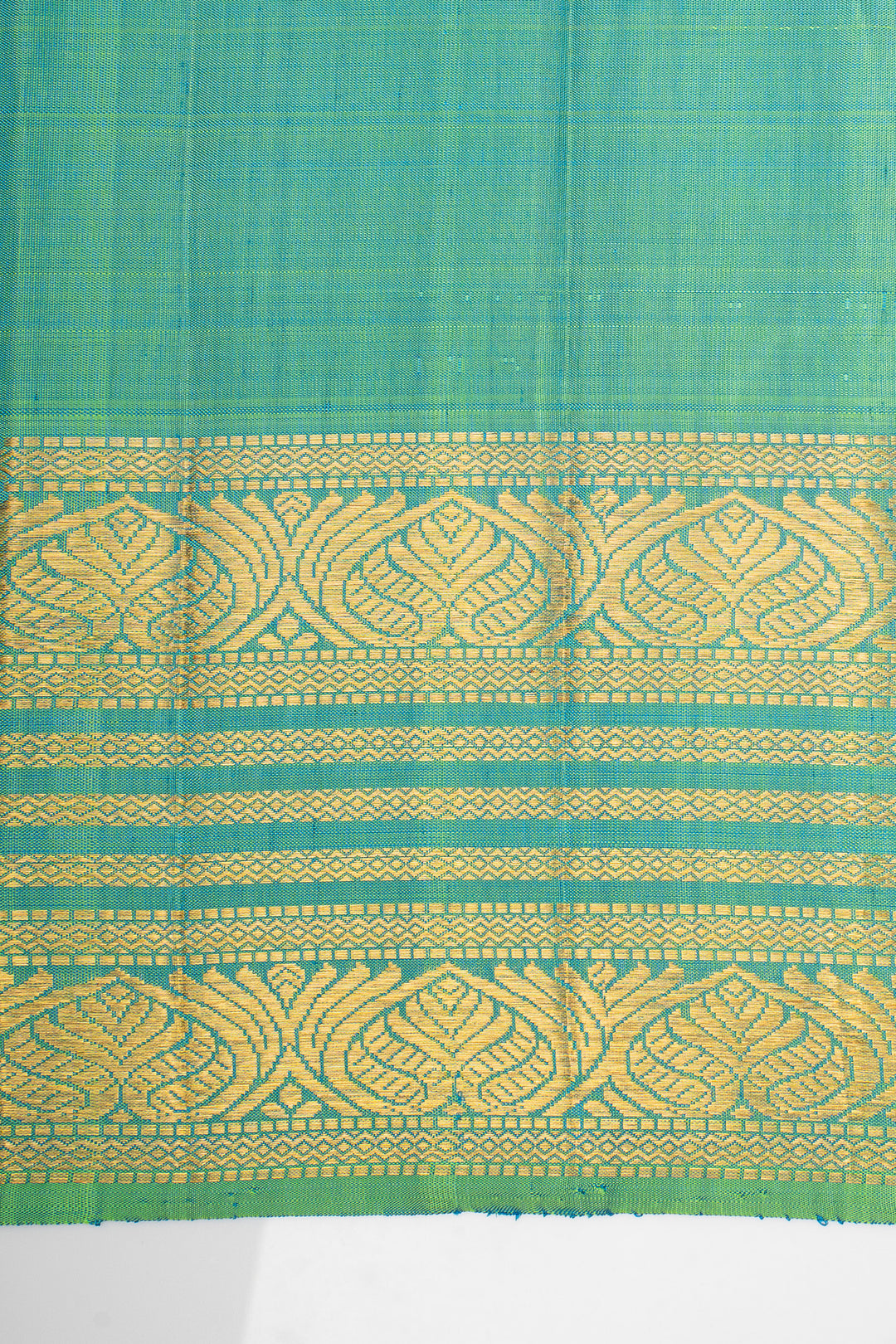 Purple &amp; Peacock Blue Traditional Pure Kanchipuram Silk Saree