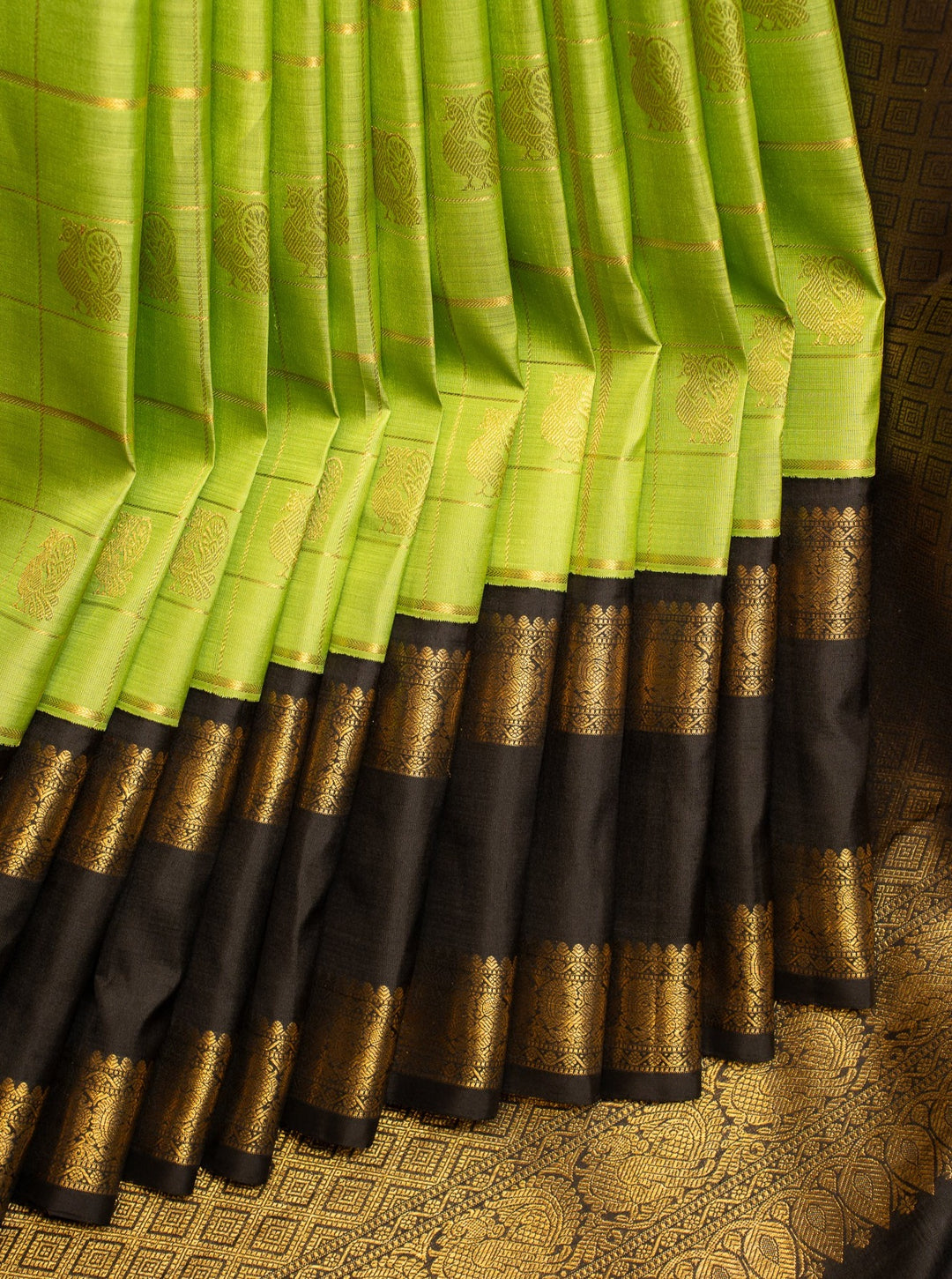 Parrot Green and Black Pure Zari Kanchipuram Silk Saree - Clio Silks