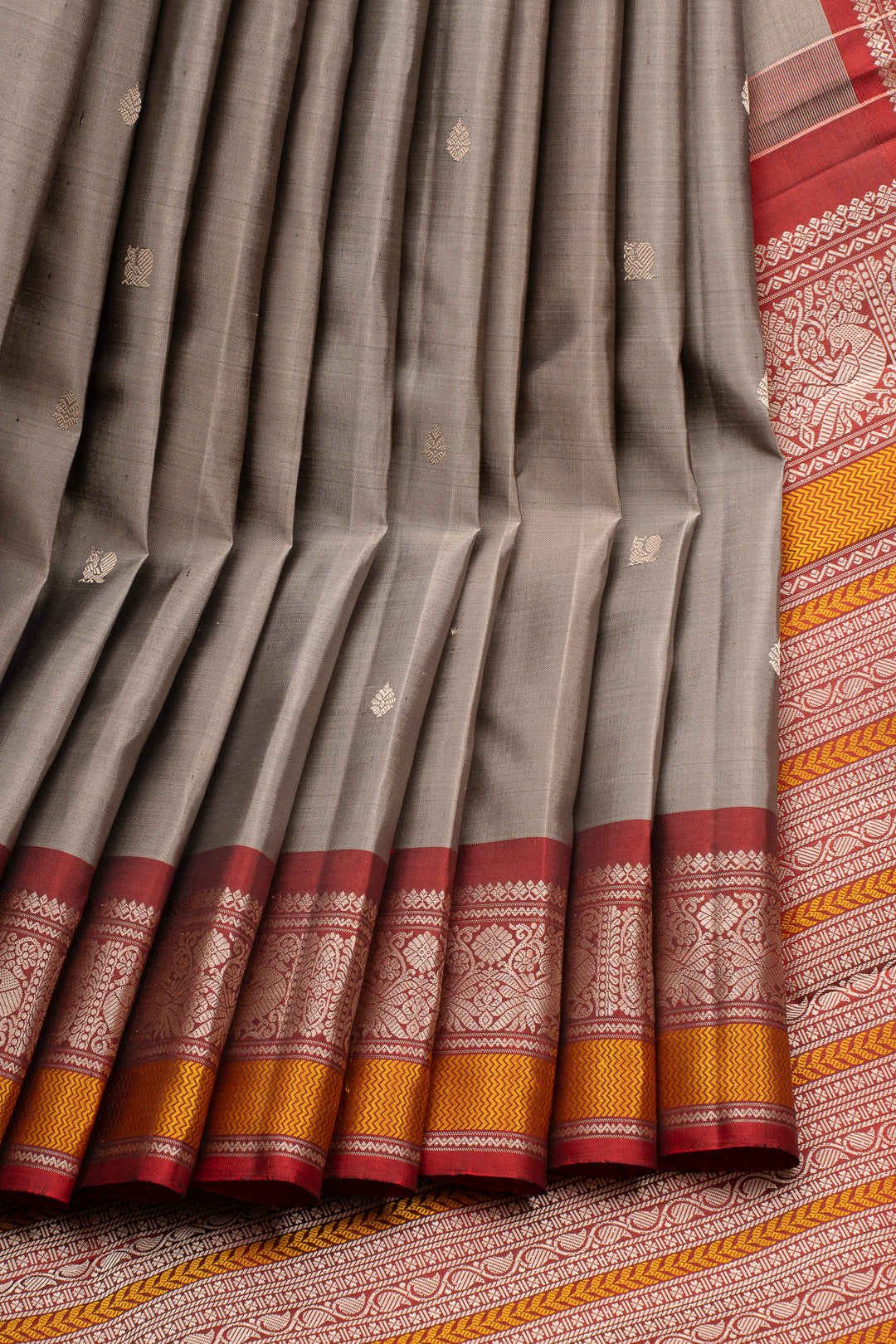 Grey &amp; Maroon Threadwork Pure Kanchipuram Silk Saree