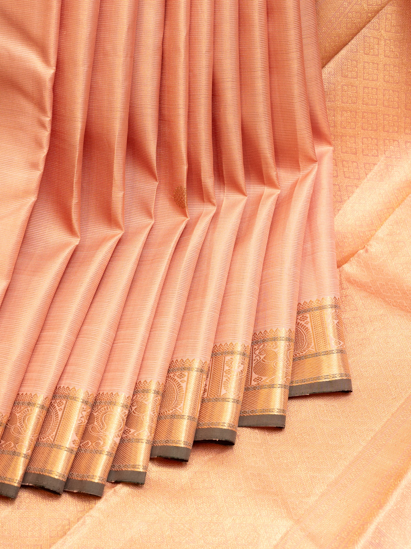 Lotus Pink Vairaoosi Pure Kanjivaram Silk Saree