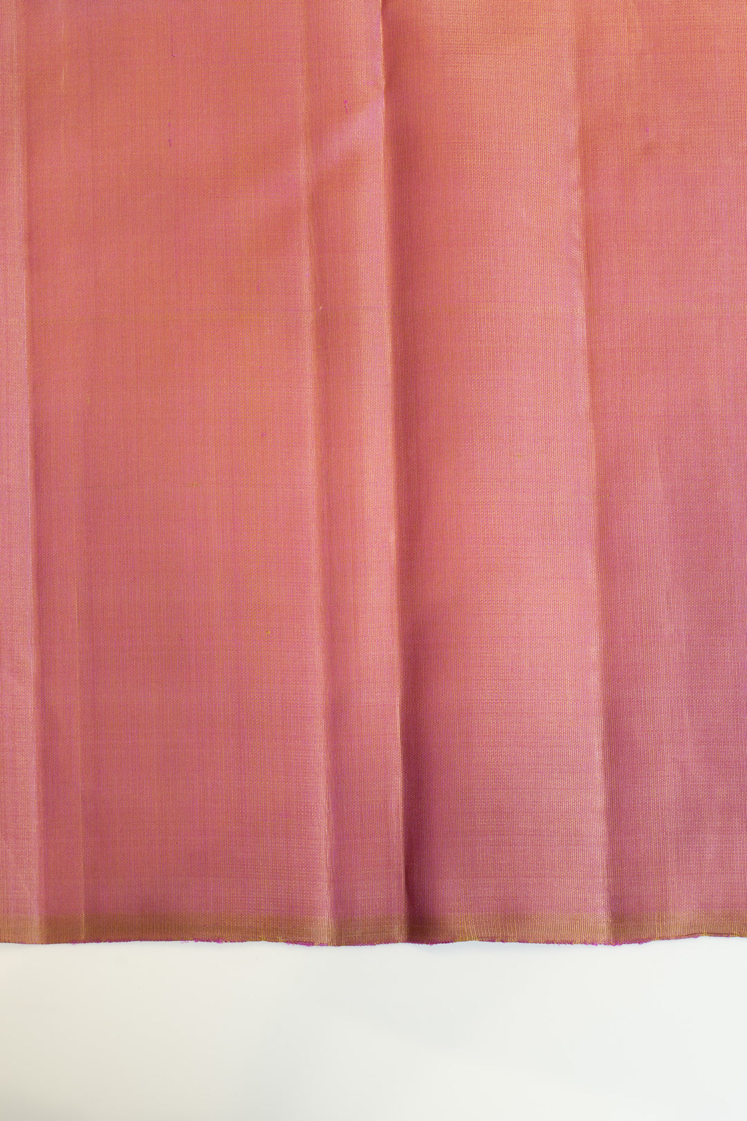 Onion pink shot colour pure Kanchipuram silk saree