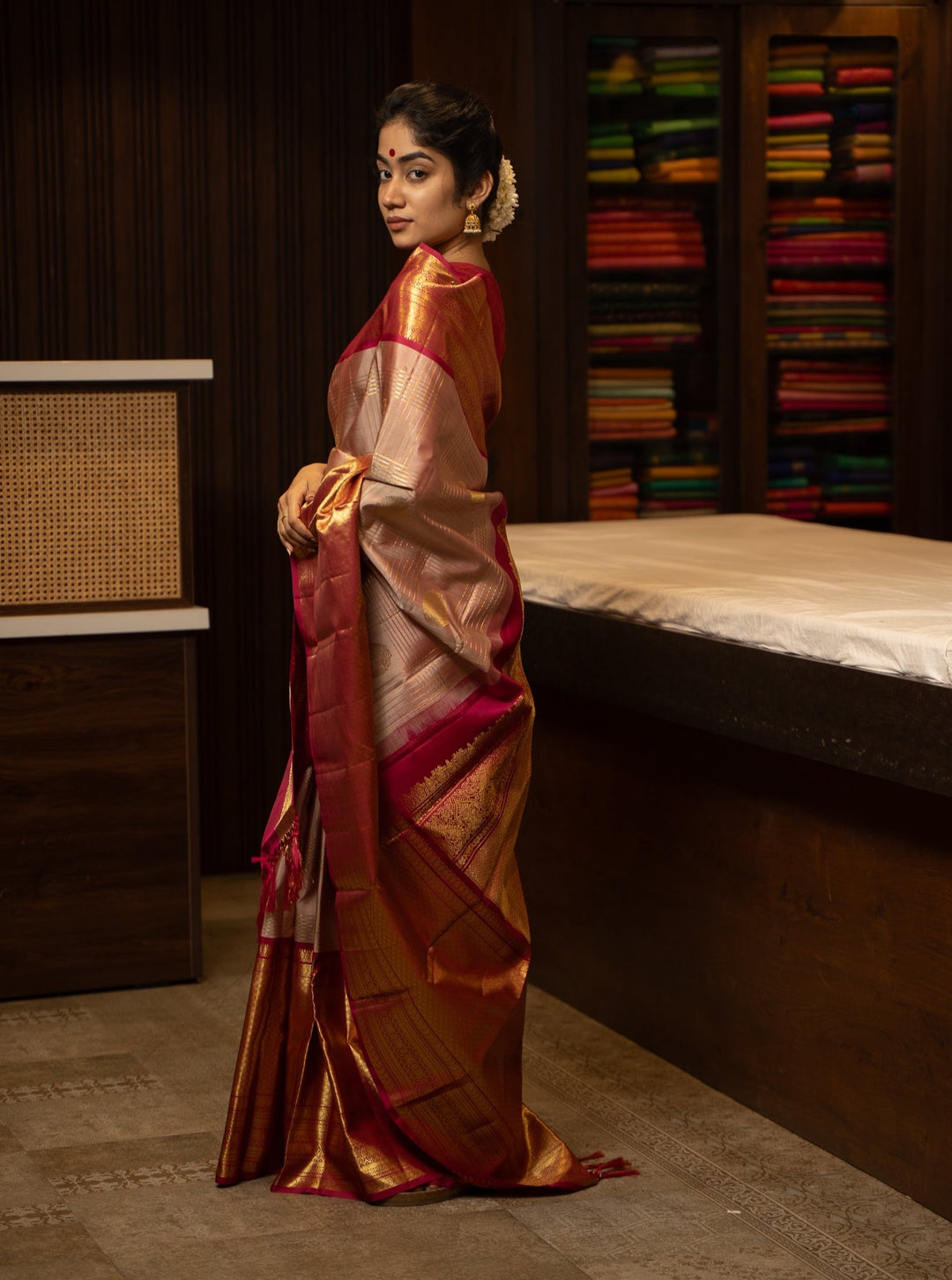 Onion Pink and Magenta Kanchipuram Silk Saree - Clio Silks