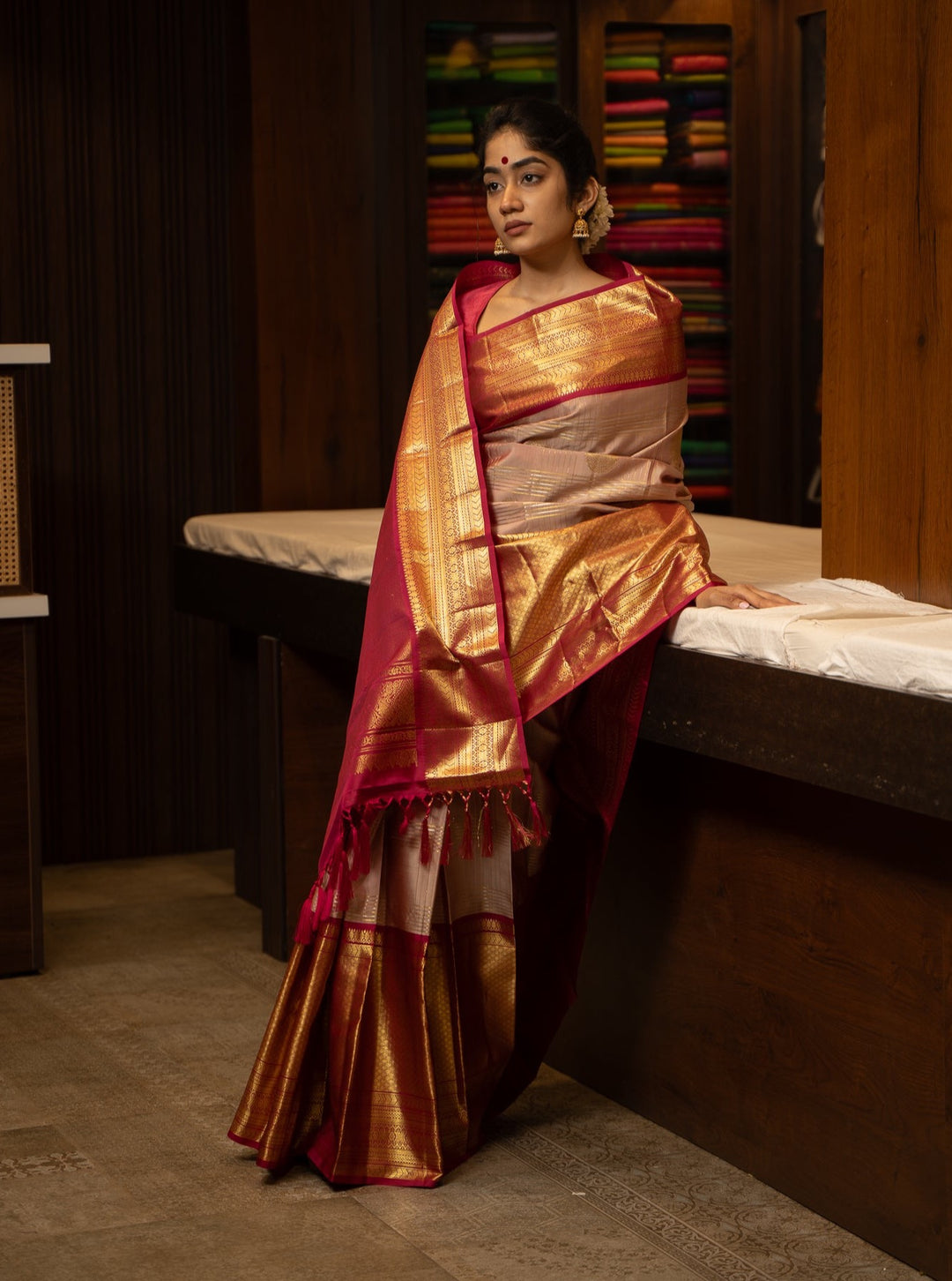 Onion Pink and Magenta Kanchipuram Silk Saree - Clio Silks