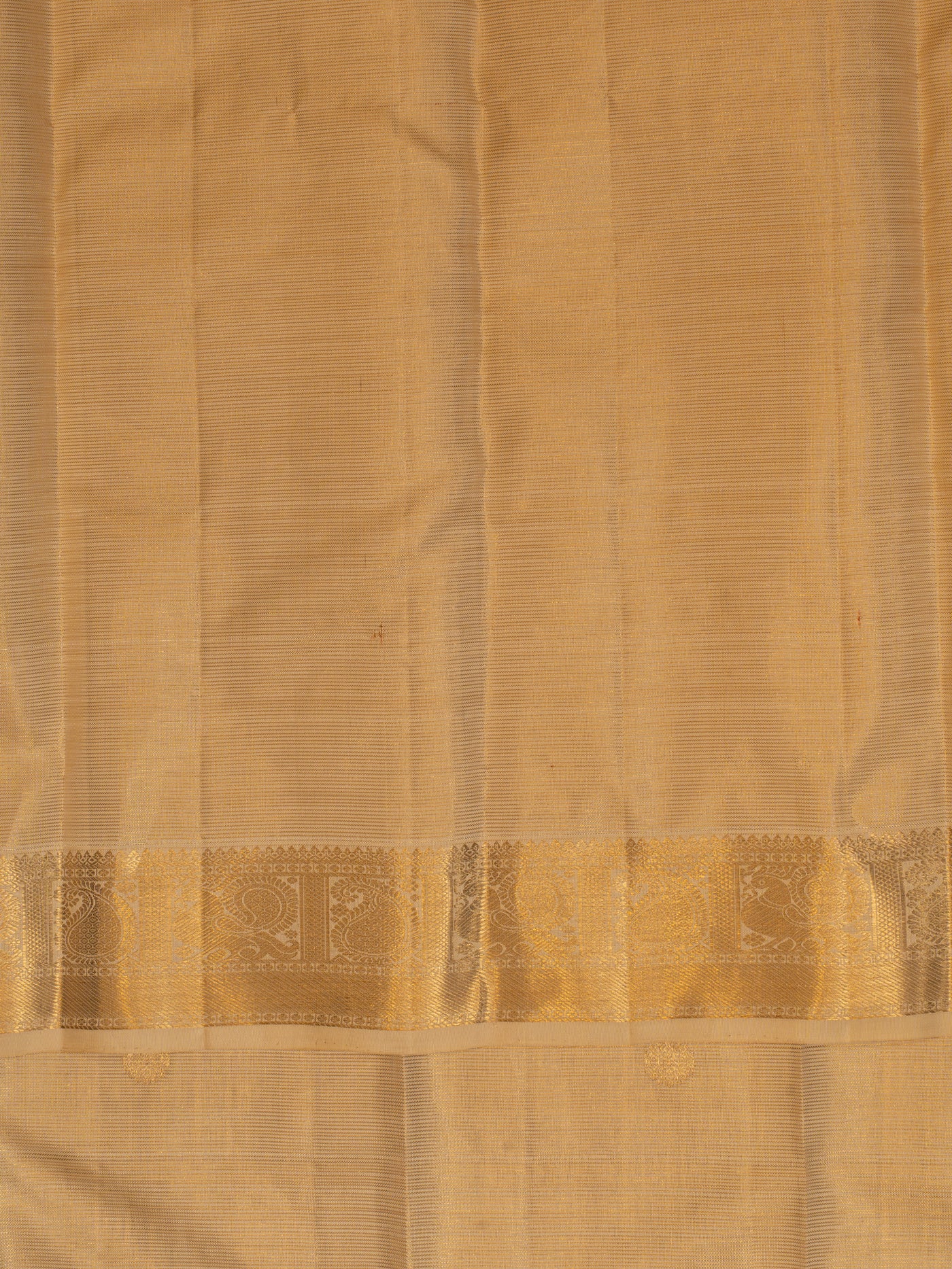 Cream vairaoosi buttis pure Kanchipuram silk saree