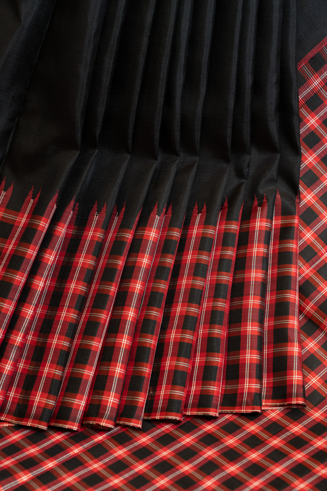 Black and red korvai checks without zari pure Kanchipuram silk saree
