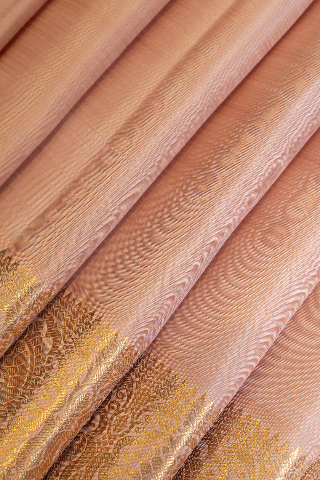 Pastel pink paisley motifs traditional pure Kanchipuram silk saree