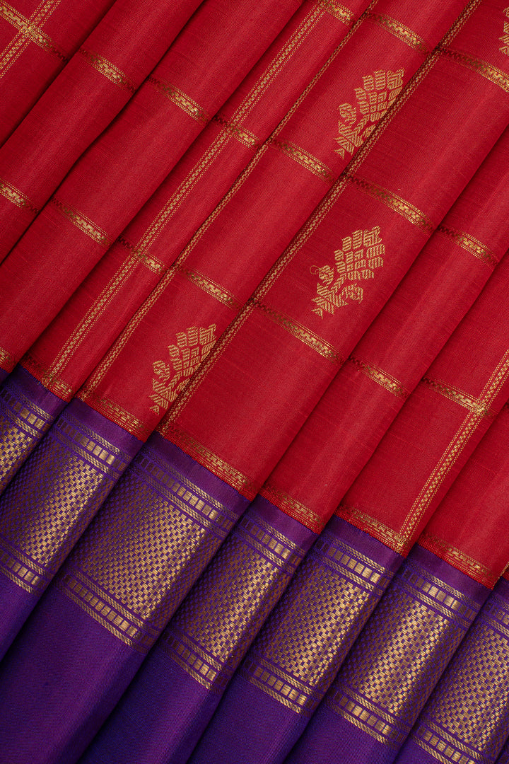 Lakshmi Red and purple Jamdani checks Checks Pure Kanchipuram Silk Saree