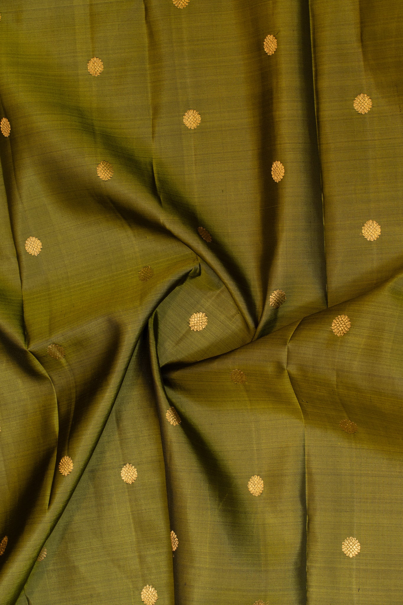 Mehendi green small border pure Kanchipuram silk saree