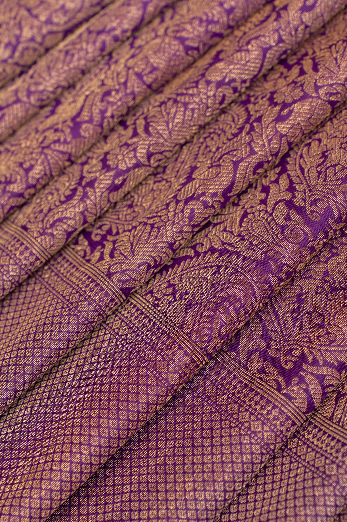 Dark purple paisley vanasingaram brocade pure Kanchipuram silk saree