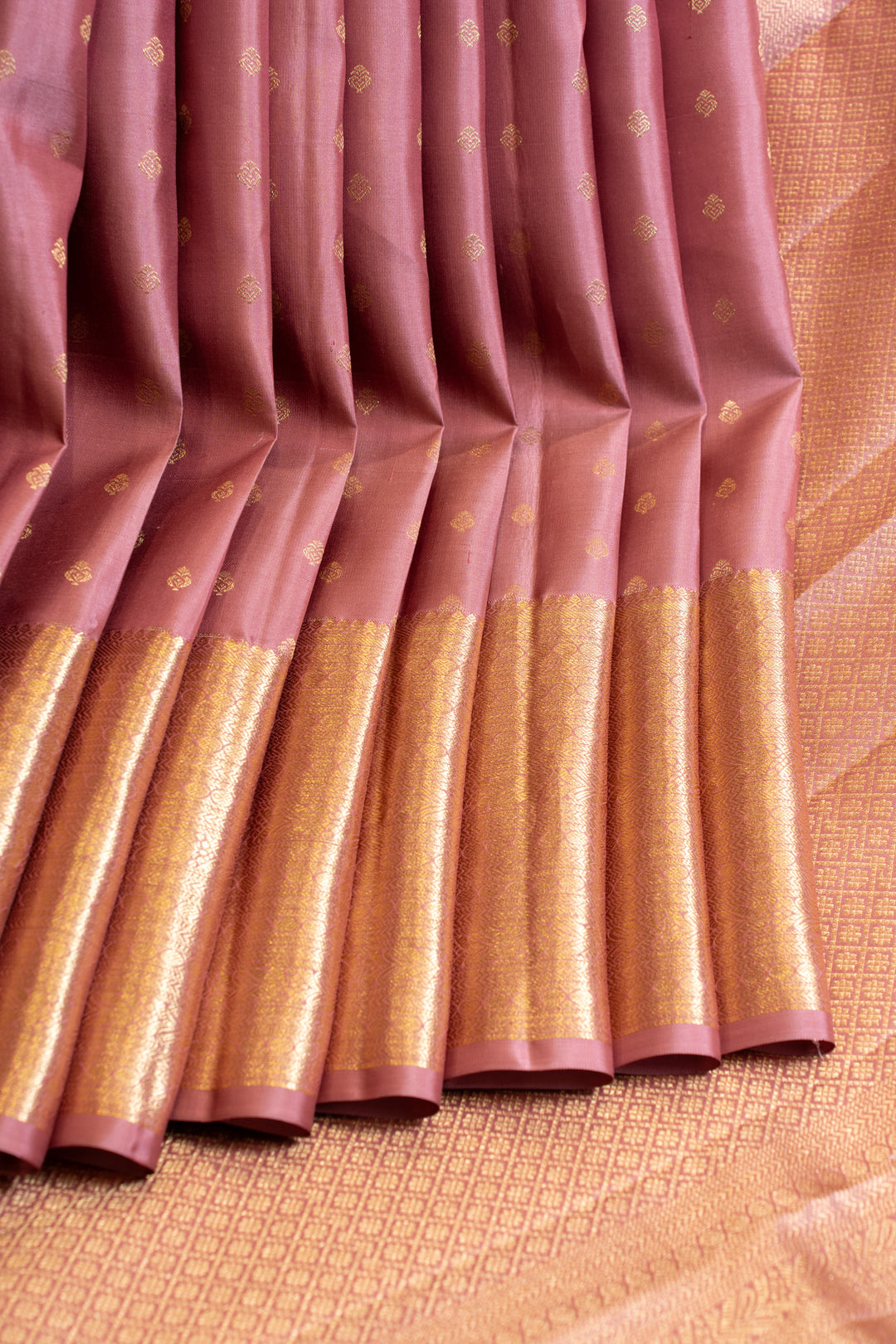 Lilac lakshadeepam pure Kanchipuram silk saree