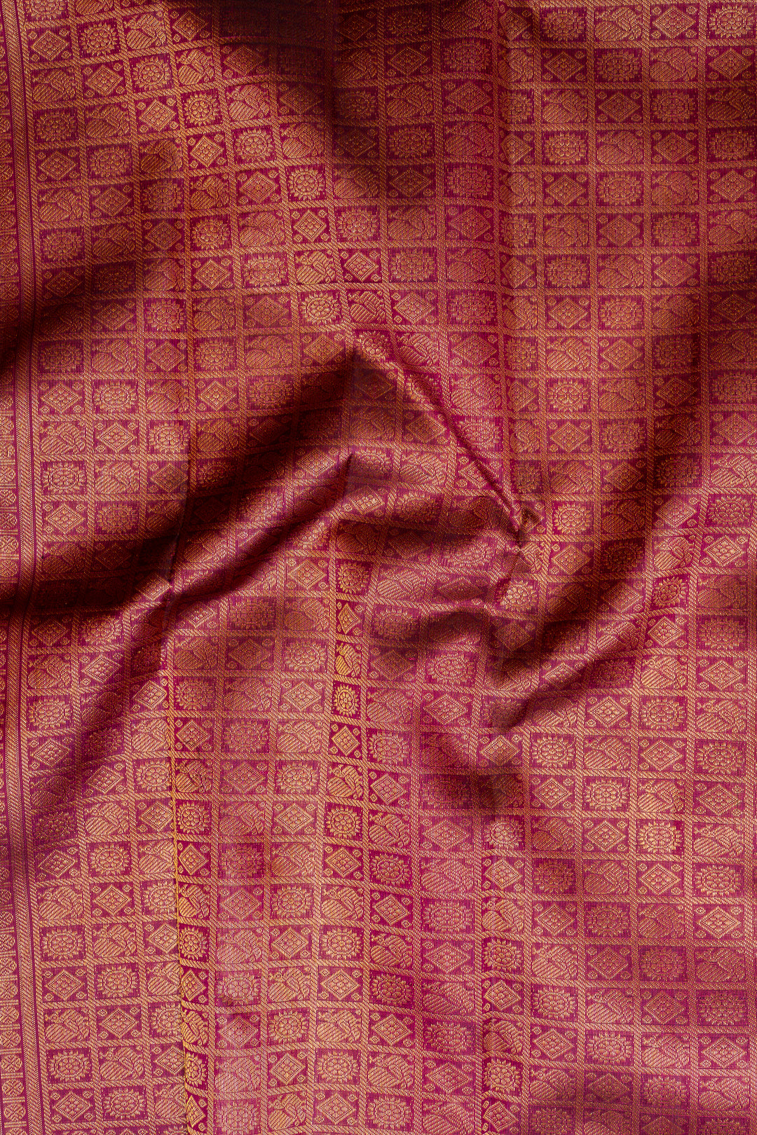 Maroon Shot Colour Zari Brocade Pure Kanchipuram Silk Saree - Clio Silks