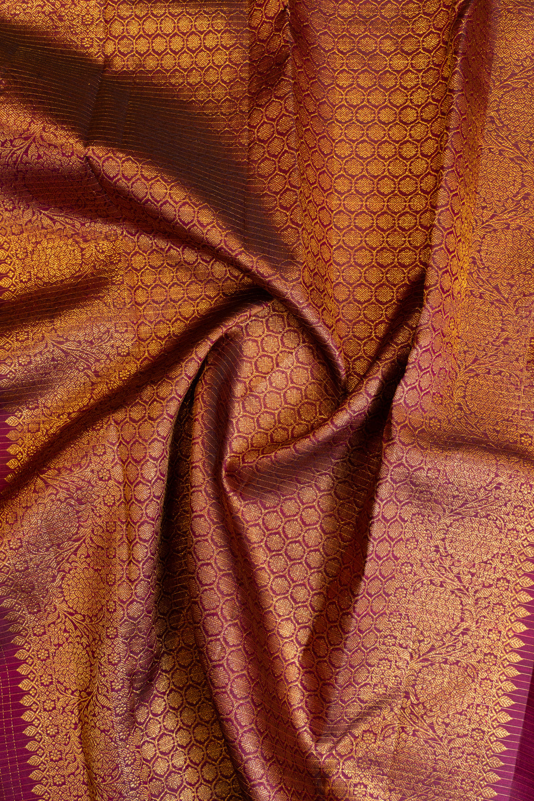 Magenta purple vairaoosi pure Kanchipuram silk saree