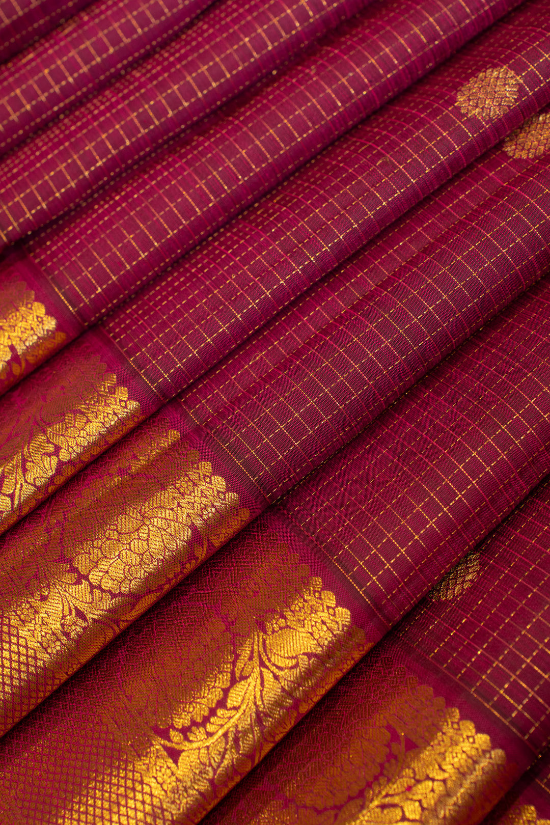 Magenta purple vairaoosi pure Kanchipuram silk saree