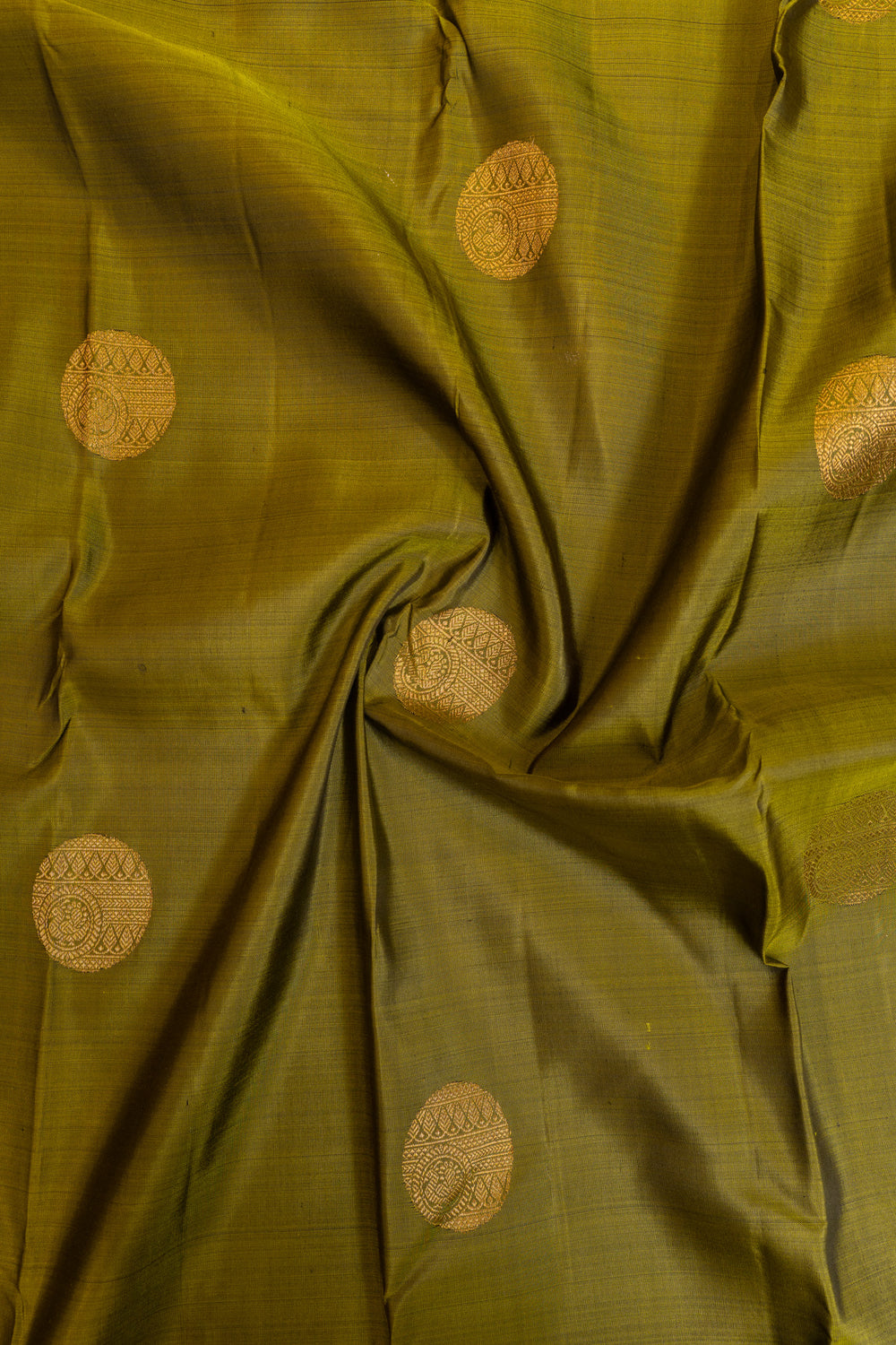 Leaf green and mauve rettai pettu pure Kanchipuram silk saree