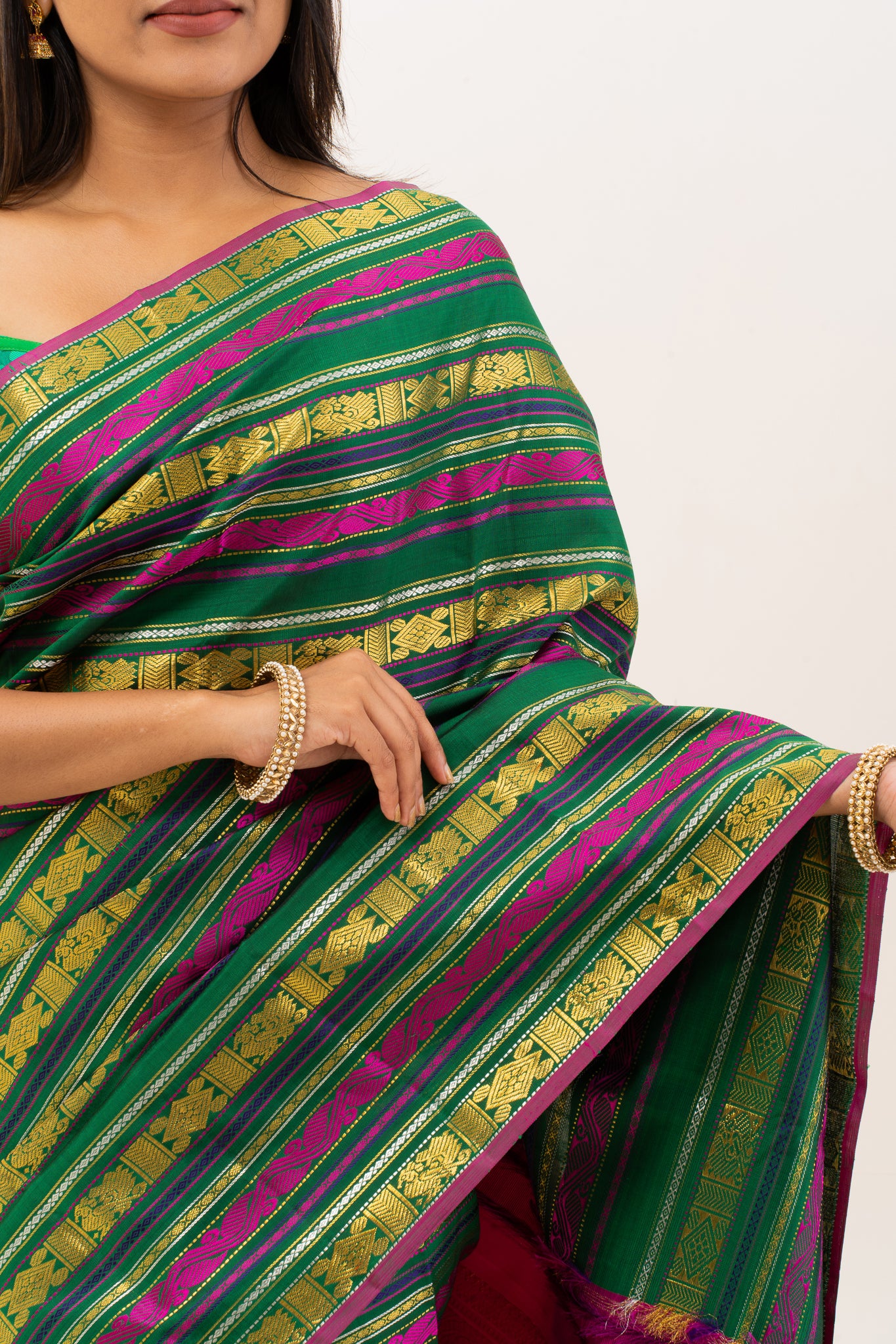 Bottle Green and Pink Varisapettu Pure Zari Kanchipuram Silk Saree - Clio Silks