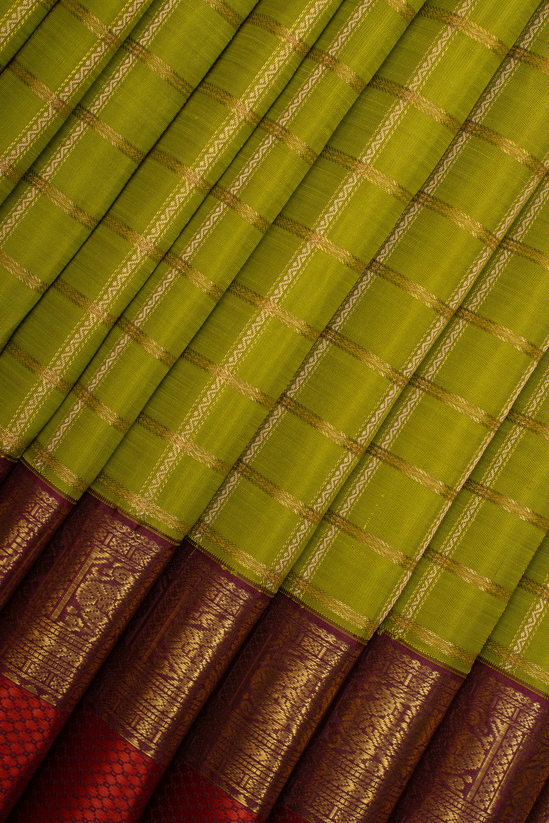 Bottle Green Zari Checks Pure Kanchipuram Silk Saree