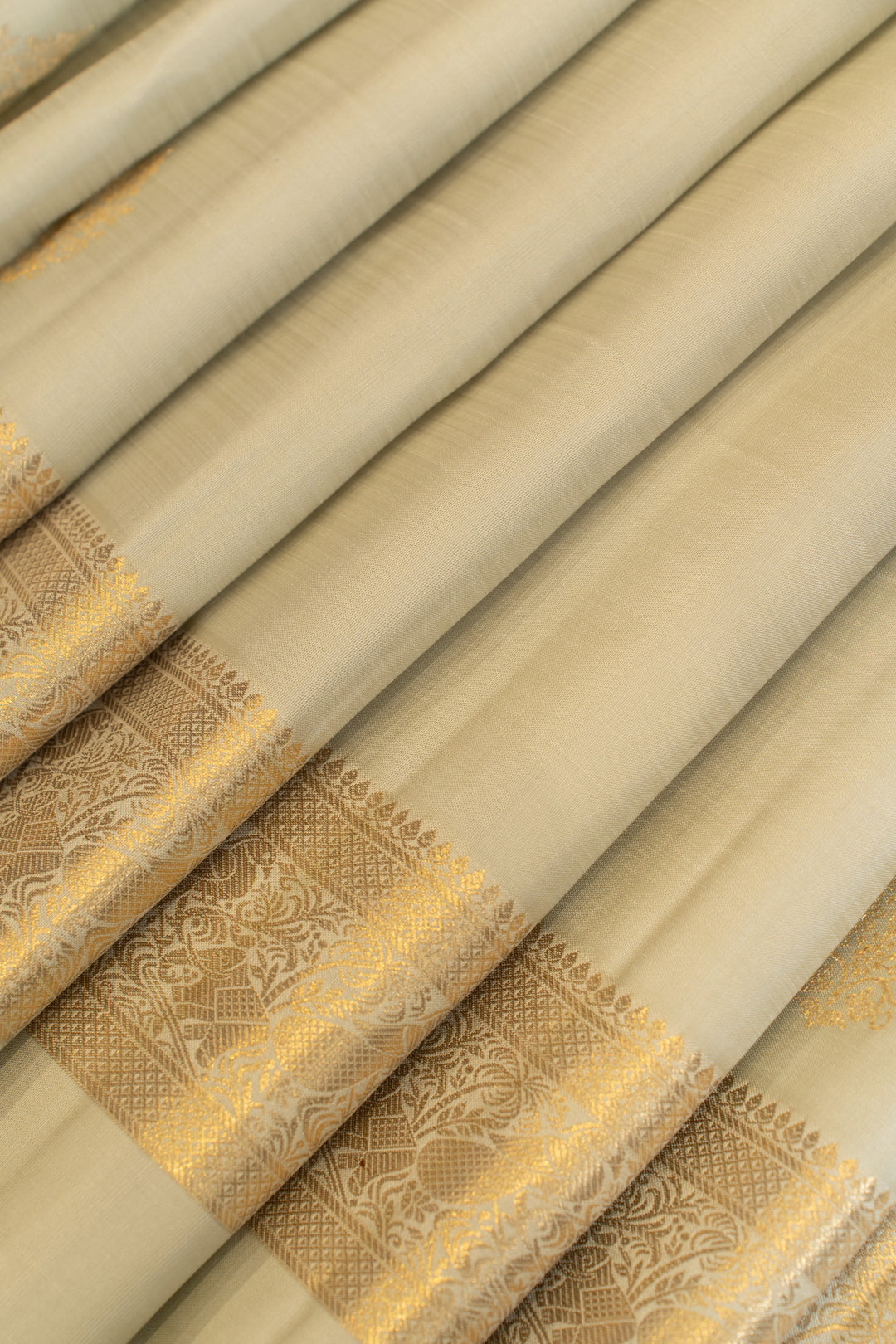 Tea green rettai pettu pure Kanchipuram silk saree