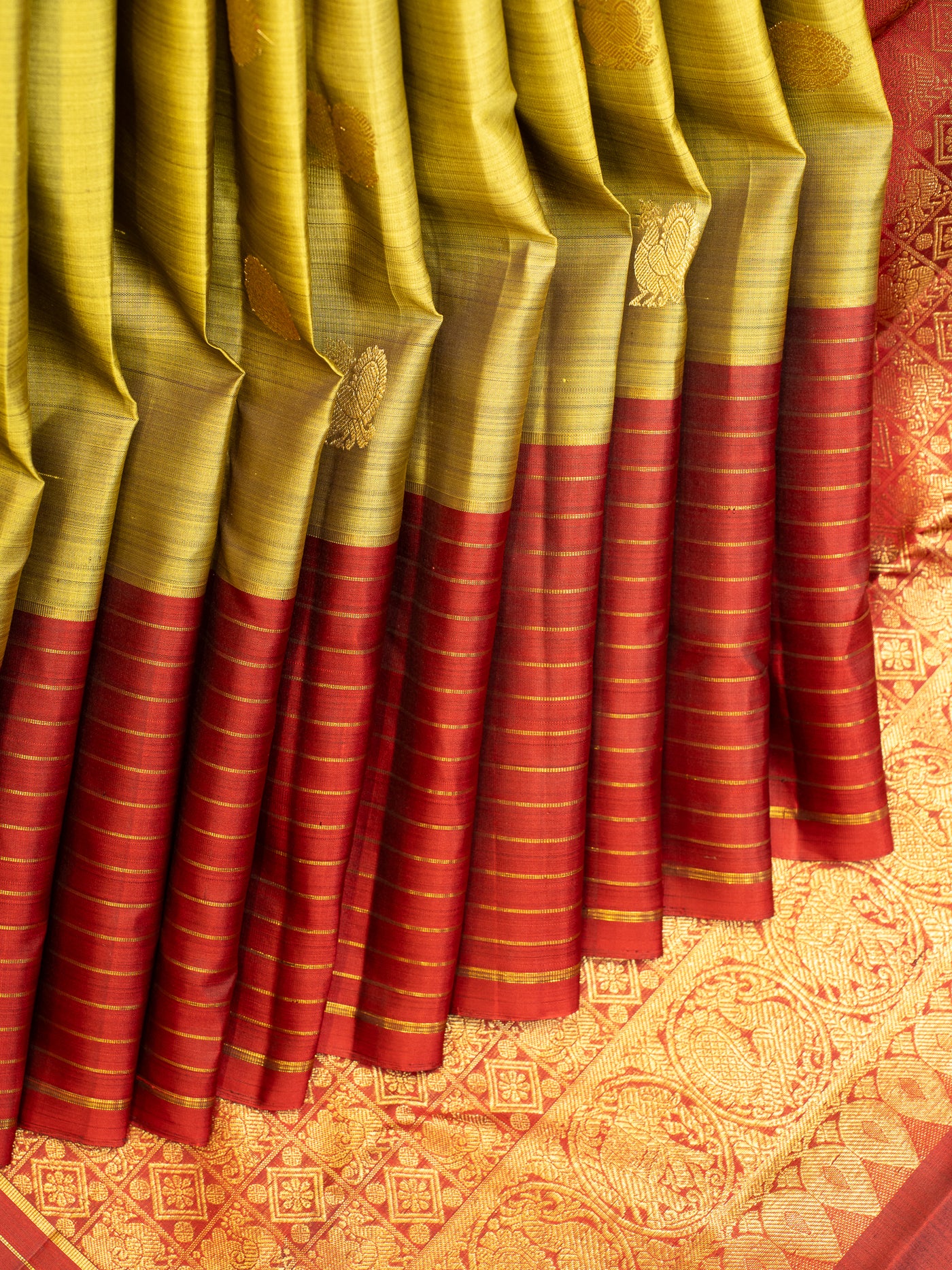 Mehendi Green and Red Stripes Border Pure Kanchipuram Silk Saree