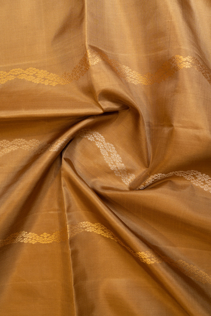 Beige and yellow serpentine stripes pure soft silk saree