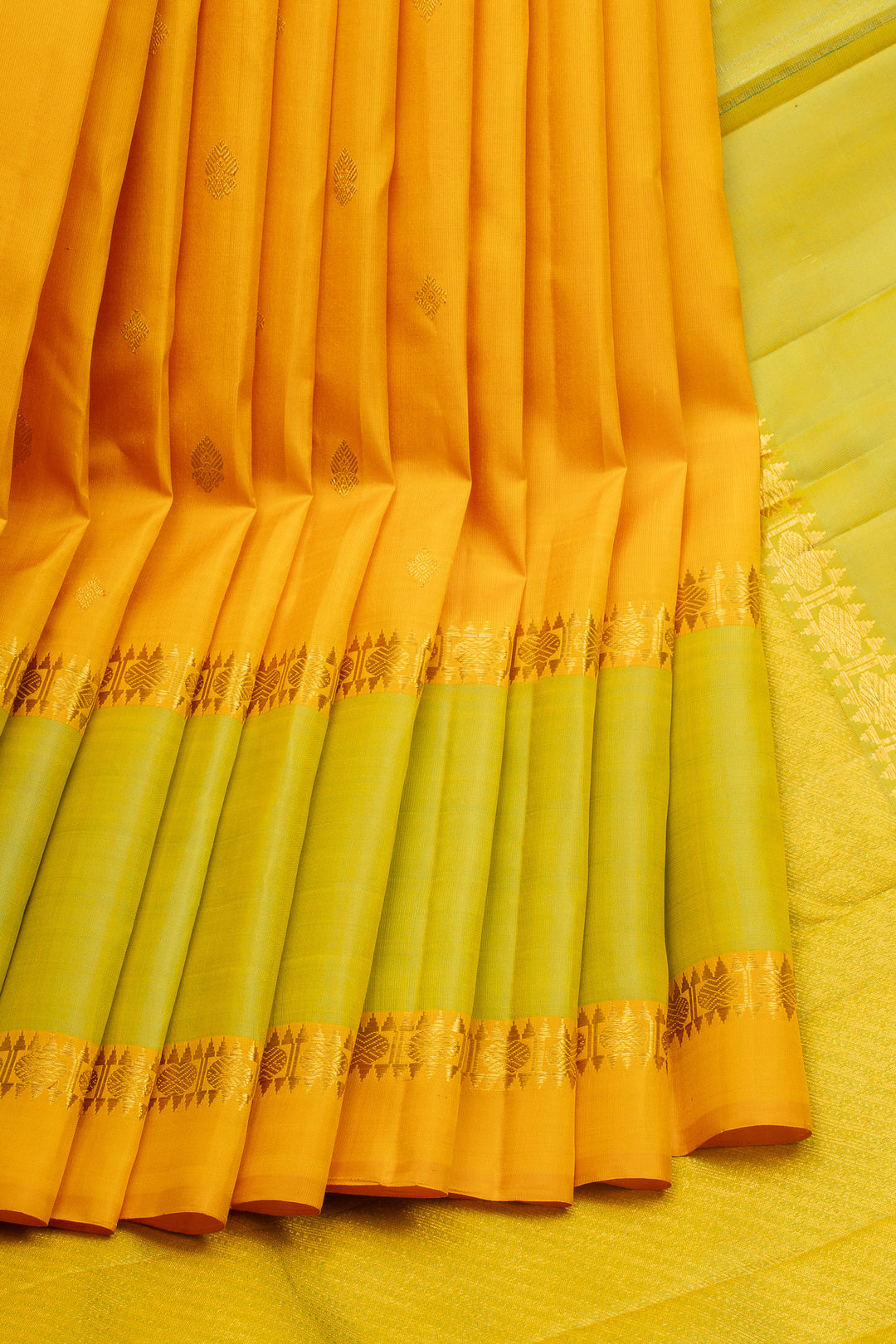 Lemon Yellow and Green Traditional Pure Kanchipuram Silk Saree