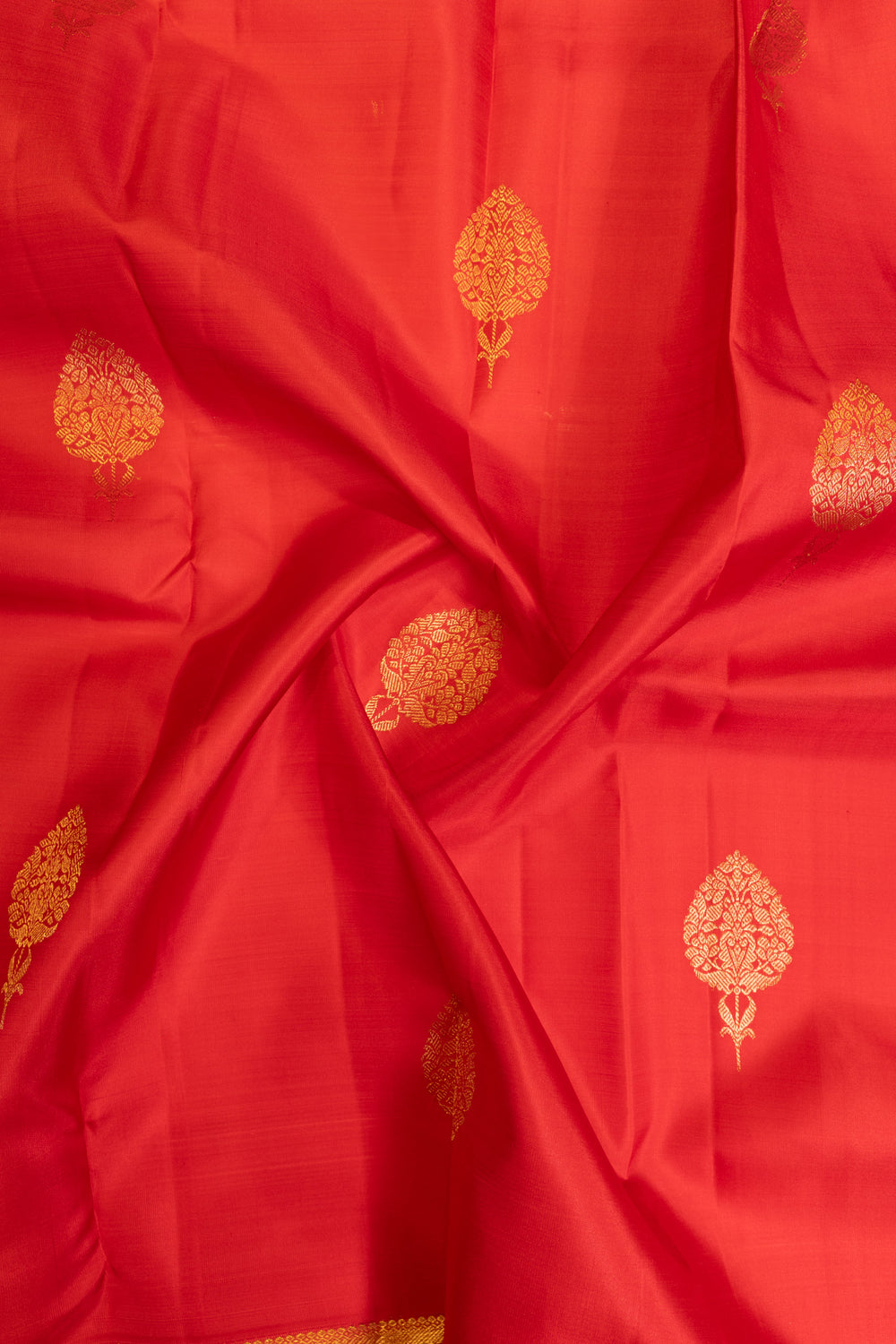 Red vanasingaram traditional pure Kanchipuram silk saree