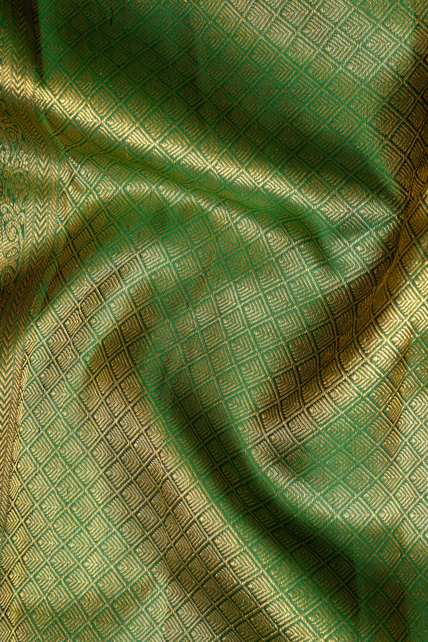 Orange and Green Traditional Pure Kanchipuram Silk Saree - Clio Silks