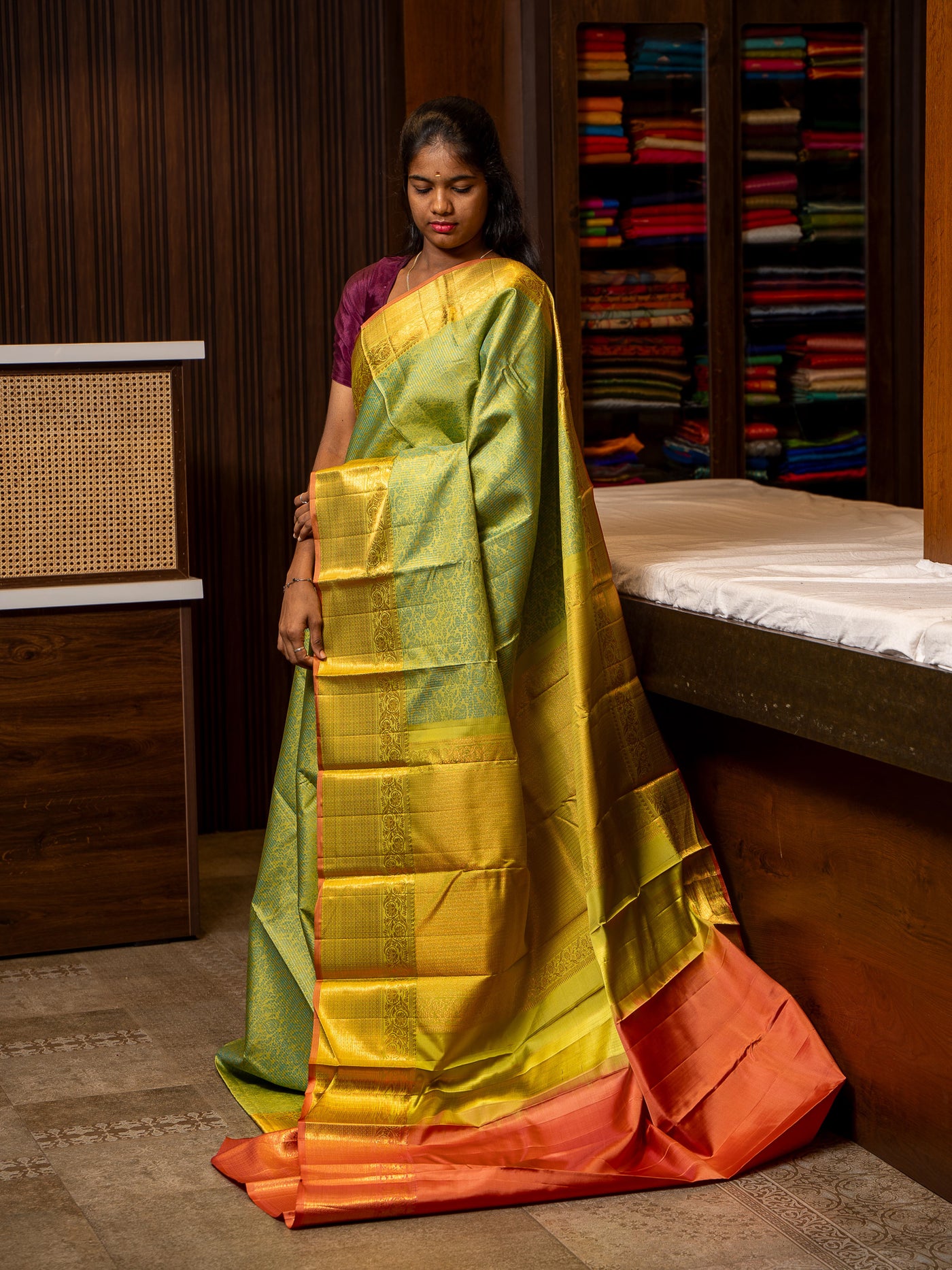 Pear Green Paisley Woven Pure Kanchipuram Silk Saree - Clio Silks