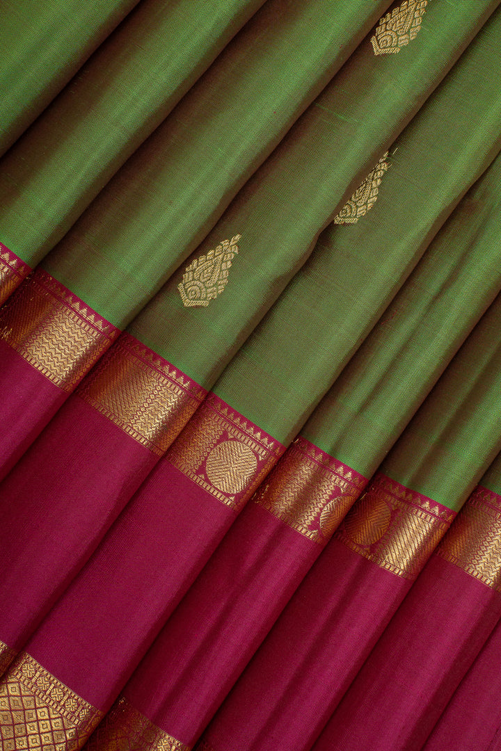 Mehandi green traditional pure kanchipuram silk saree