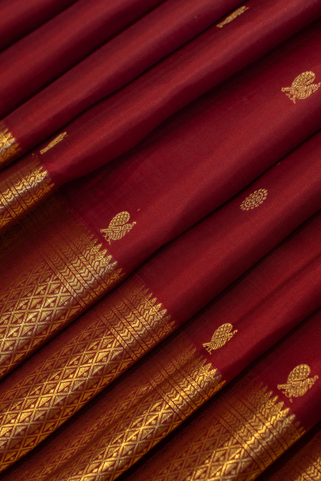 Boysenberry purple traditional pure Kanchipuram silk saree