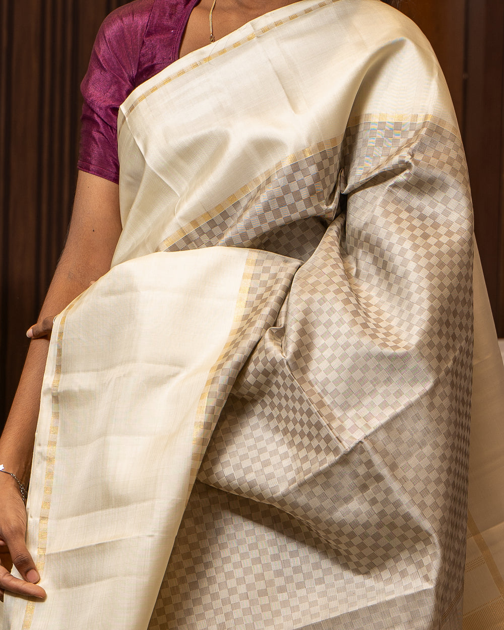 Cream and Grey Checks Pure Kanchipuram Silk Saree - Clio Silks