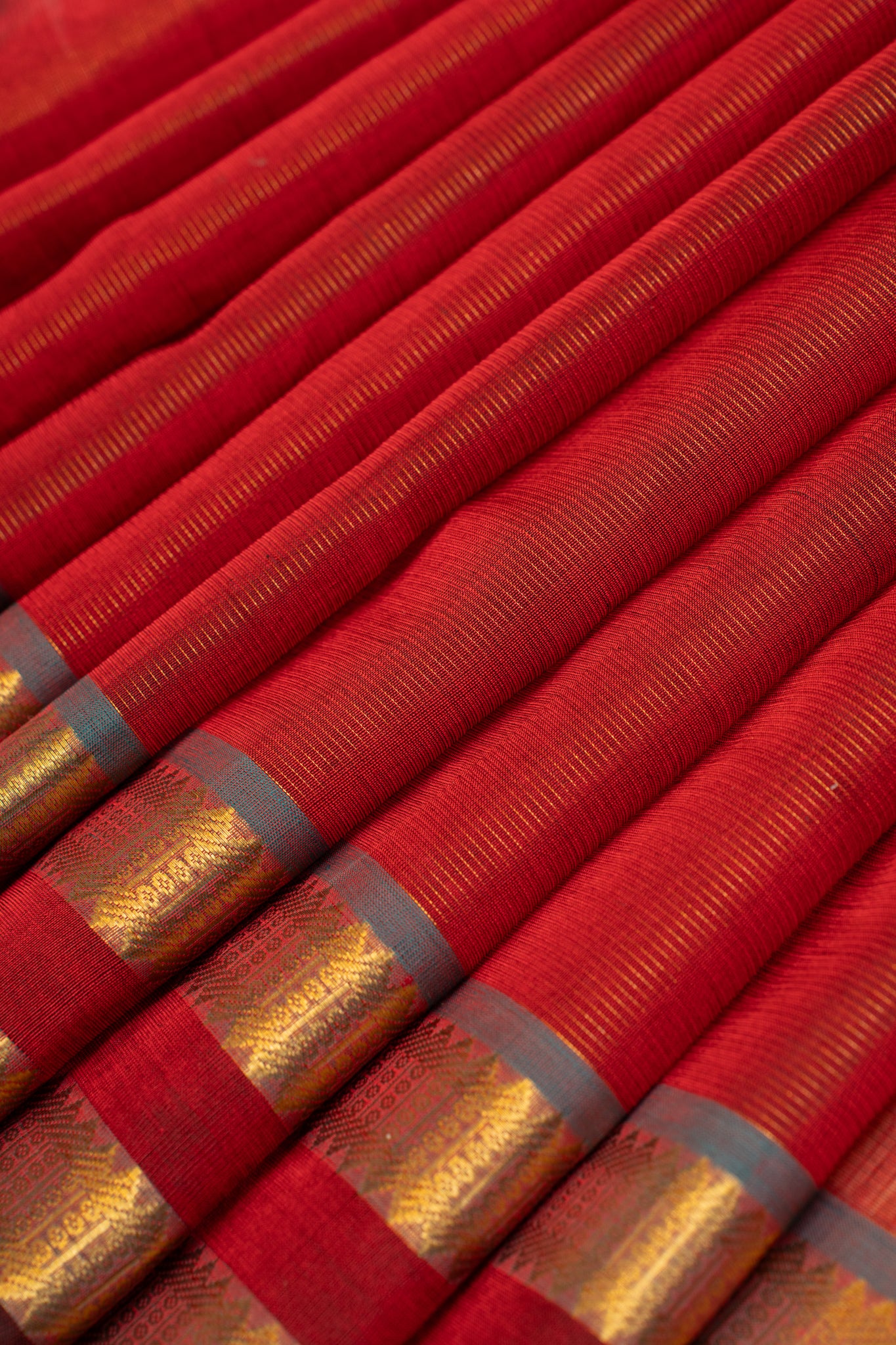 Maroon vairaoosi stripes pure silk cotton saree