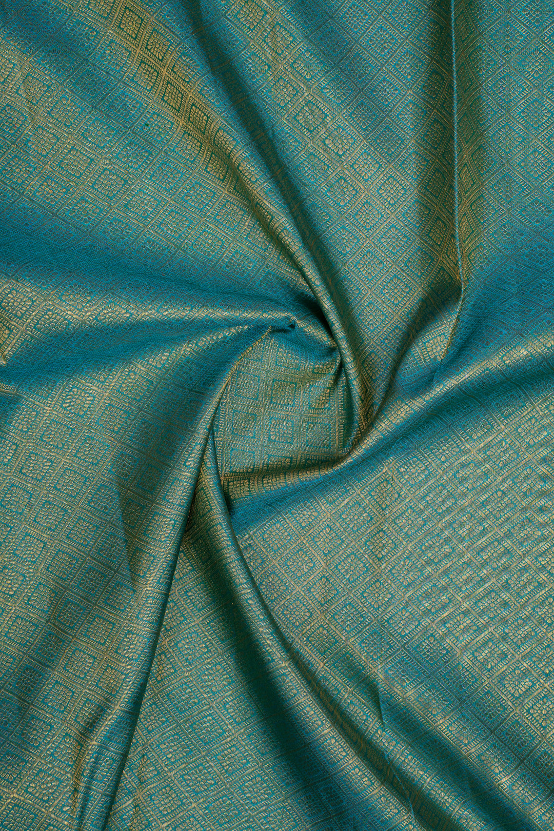 Peacock Green Diamond Brocade Pure Kanchipuram Silk Saree