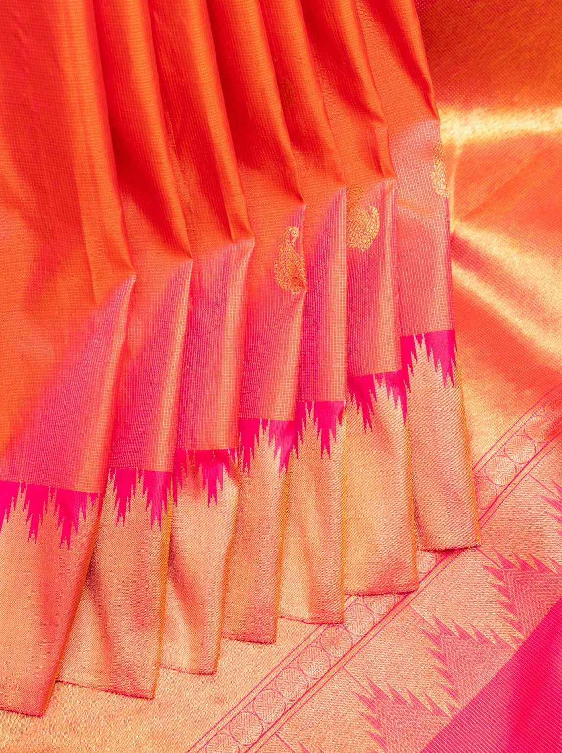 Peach Pink Vairaoosi Pure Kanchipuram Silk Saree - Clio Silks