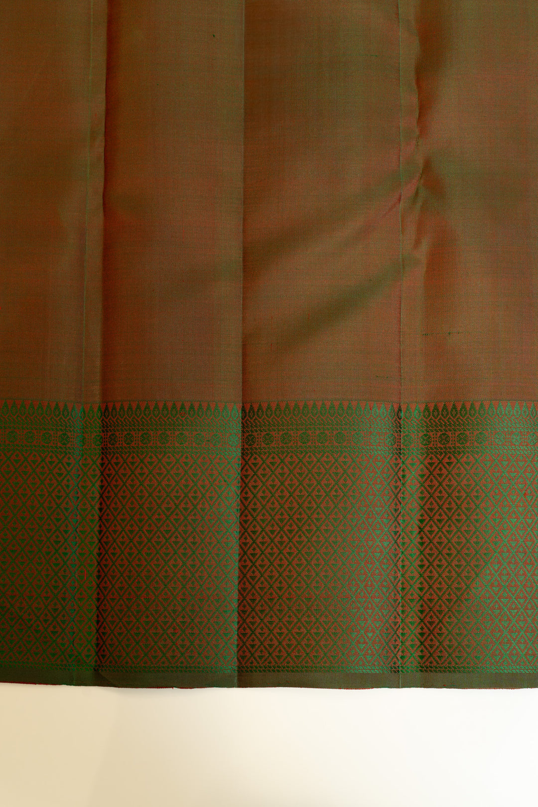 Rust orange and mandhulir green Muthu zari pure Kanchipuram silk saree