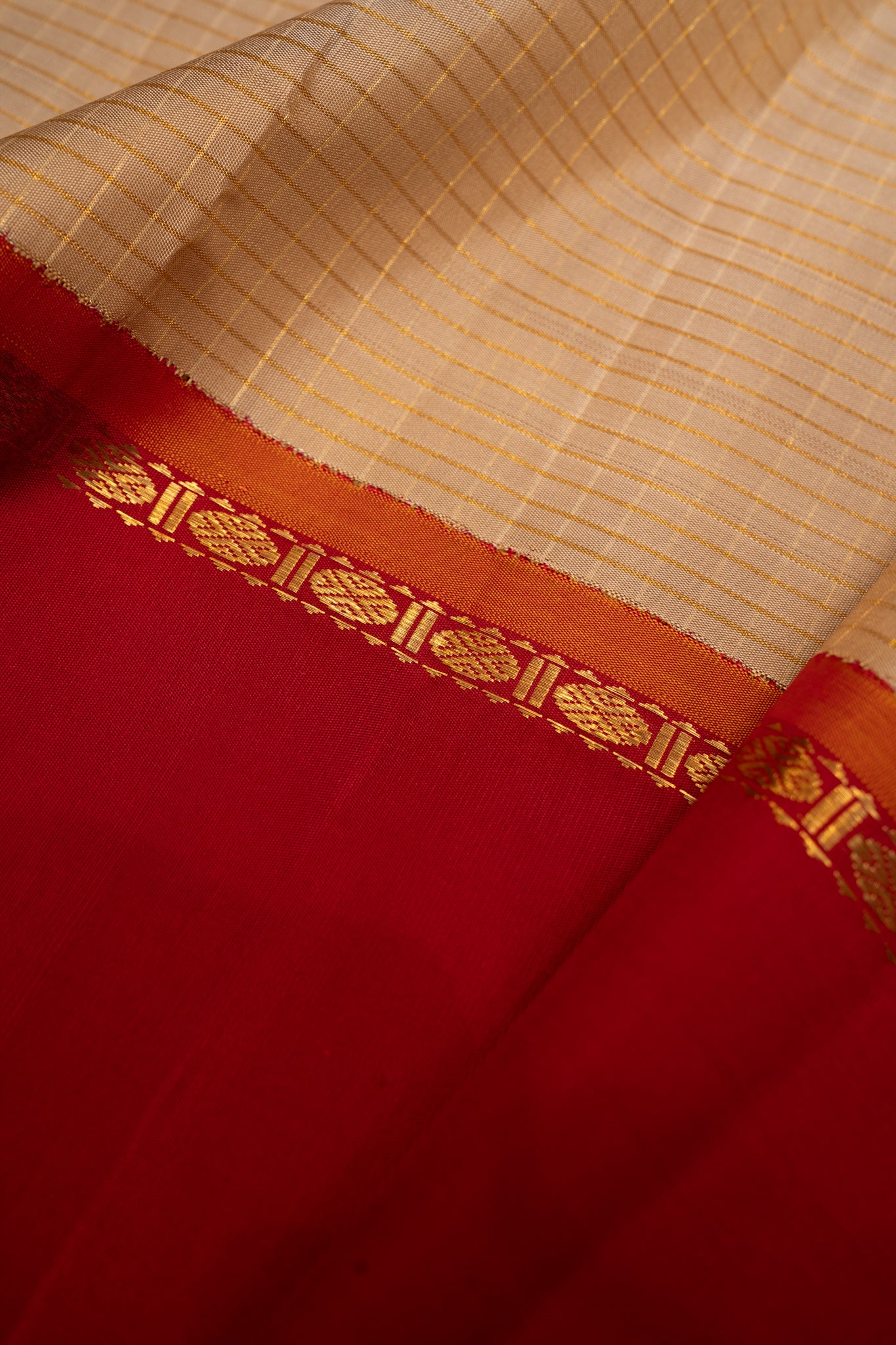 Khaki Gold Checks Pure Kanchipuram Silk Saree - Clio Silks