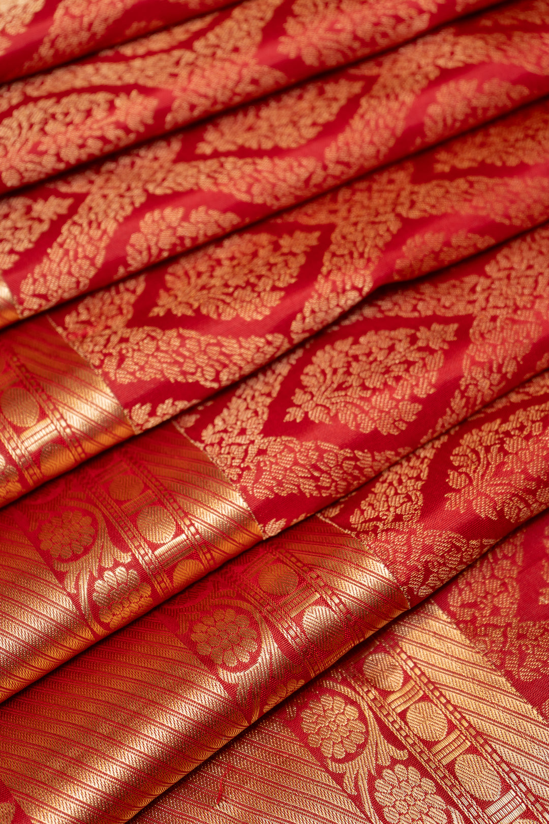 Red Diamond Brocade Pure Kanchipuram Silk Saree - Clio Silks