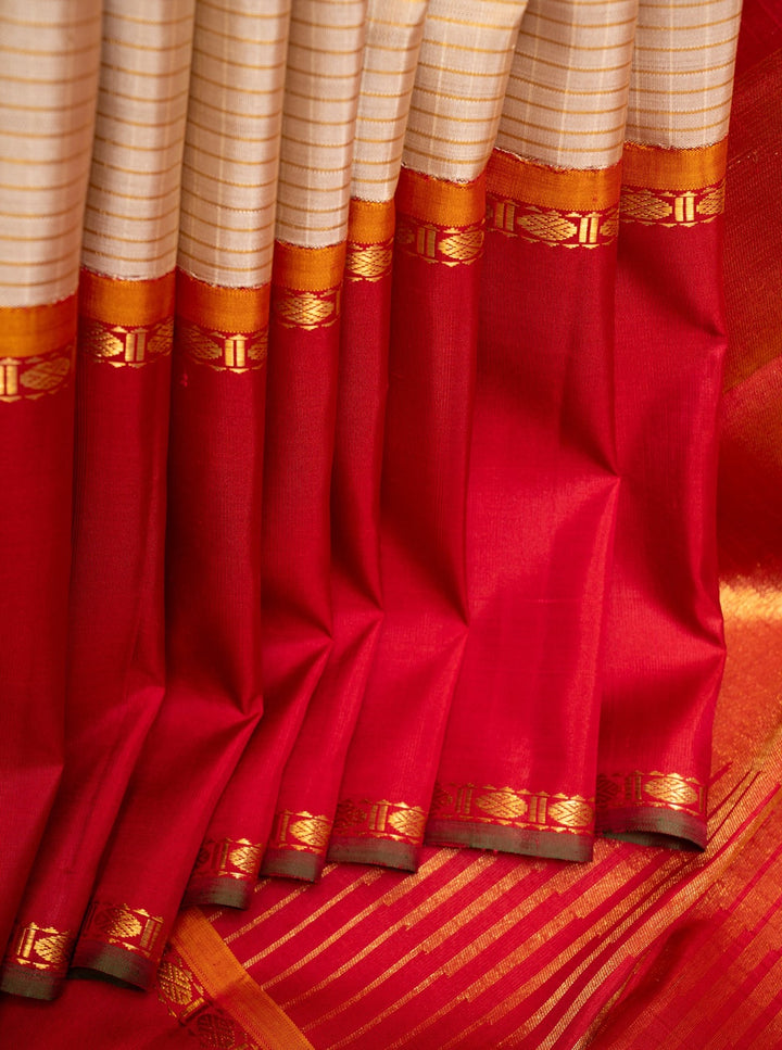 Khaki Gold Checks Pure Kanchipuram Silk Saree - Clio Silks