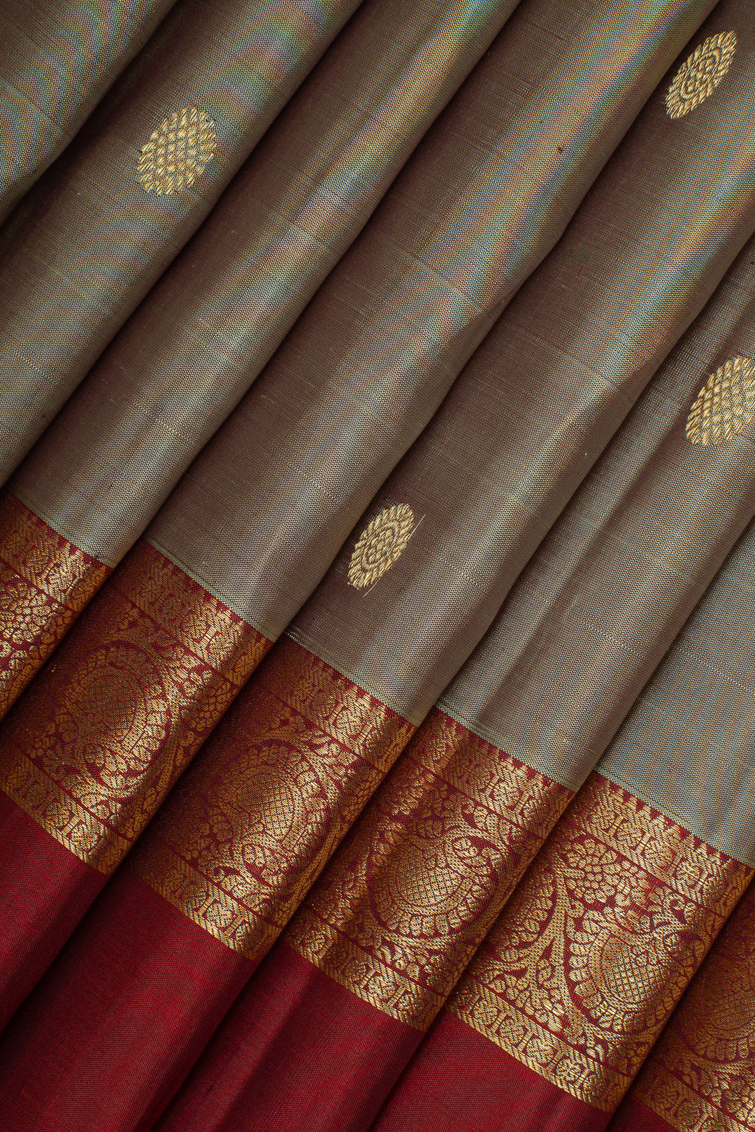 Grey Shot Colour Pure Kanchipuram Silk Saree