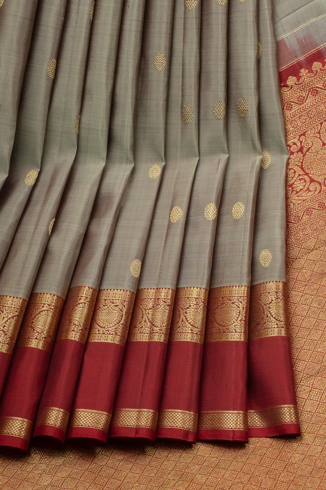 Grey Shot Colour Pure Kanchipuram Silk Saree