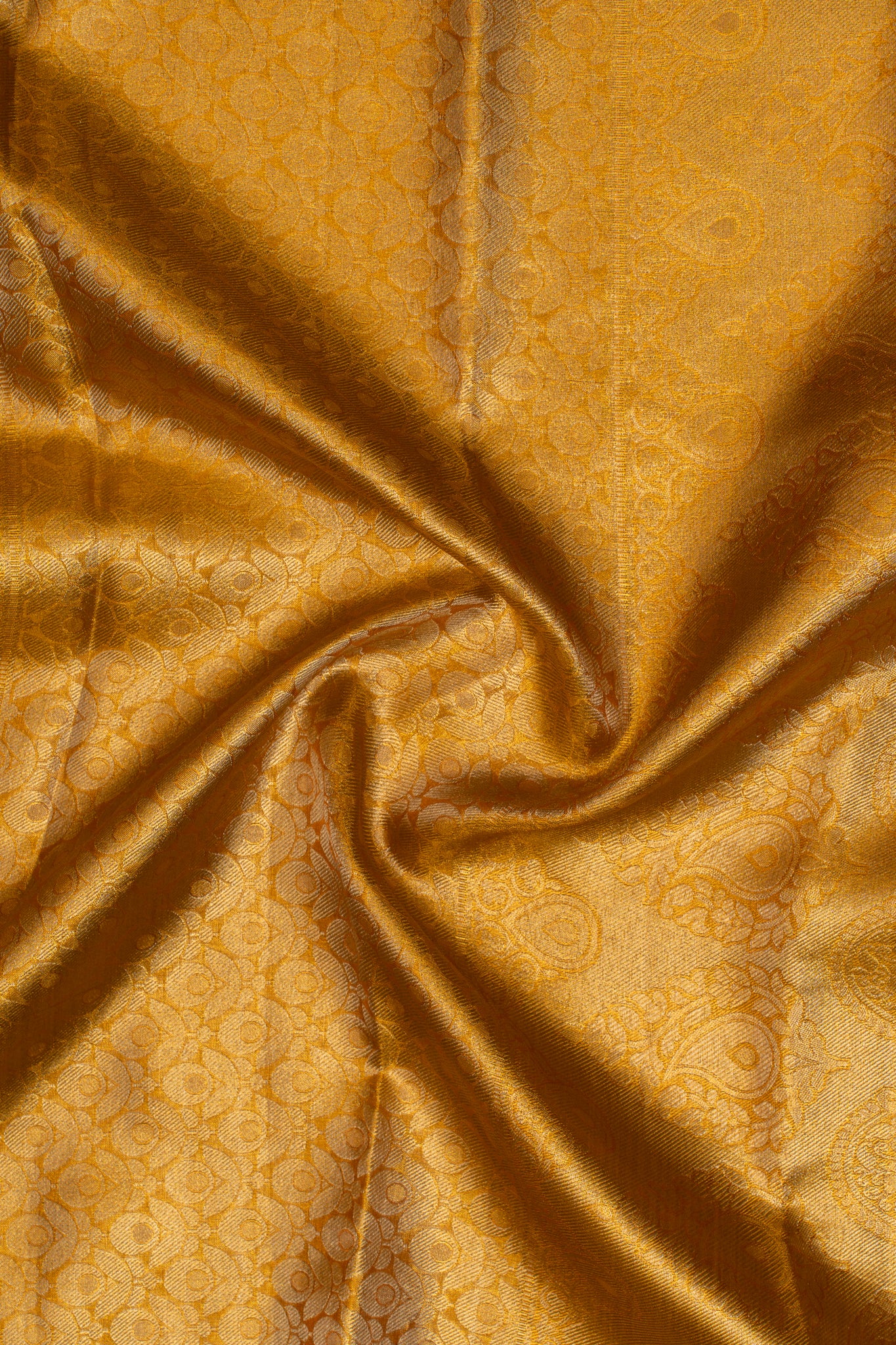 Sunglow gold vanasingaram pure tissue Kanchipuram silk saree