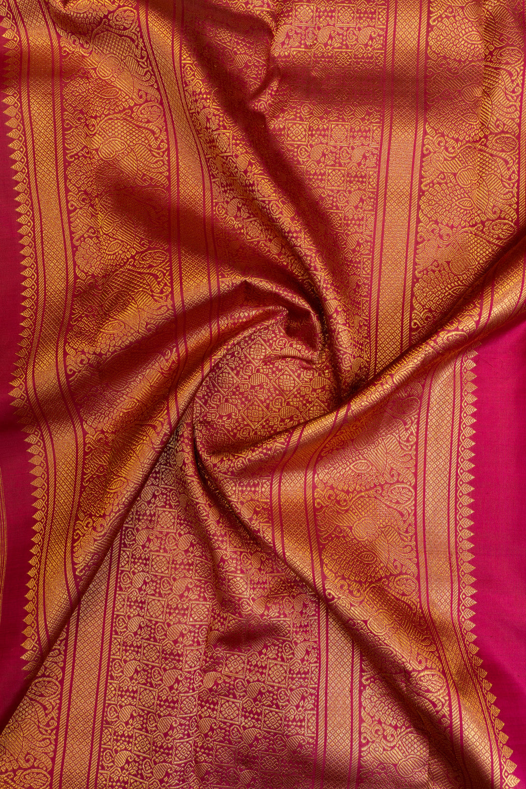 Magenta minakari thread brocade pure Kanchipuram silk saree