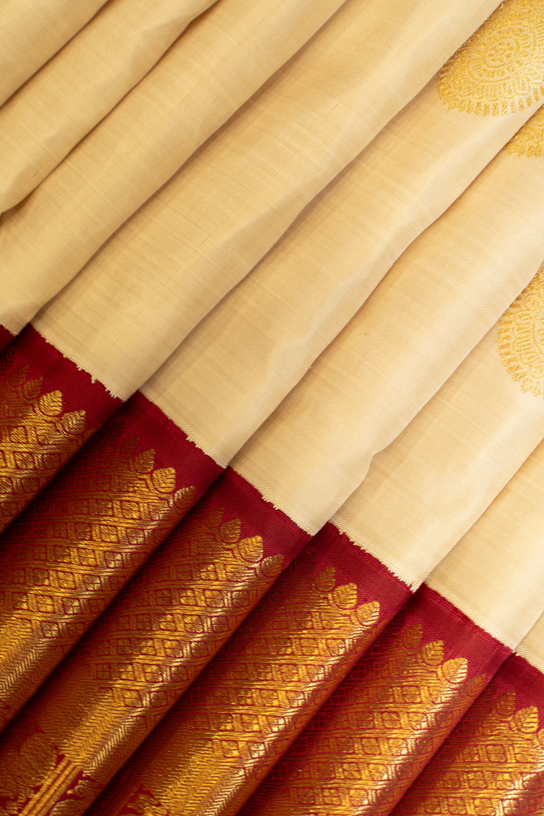 Off white Ganga Jamuna traditional pure Kanchipuram silk saree