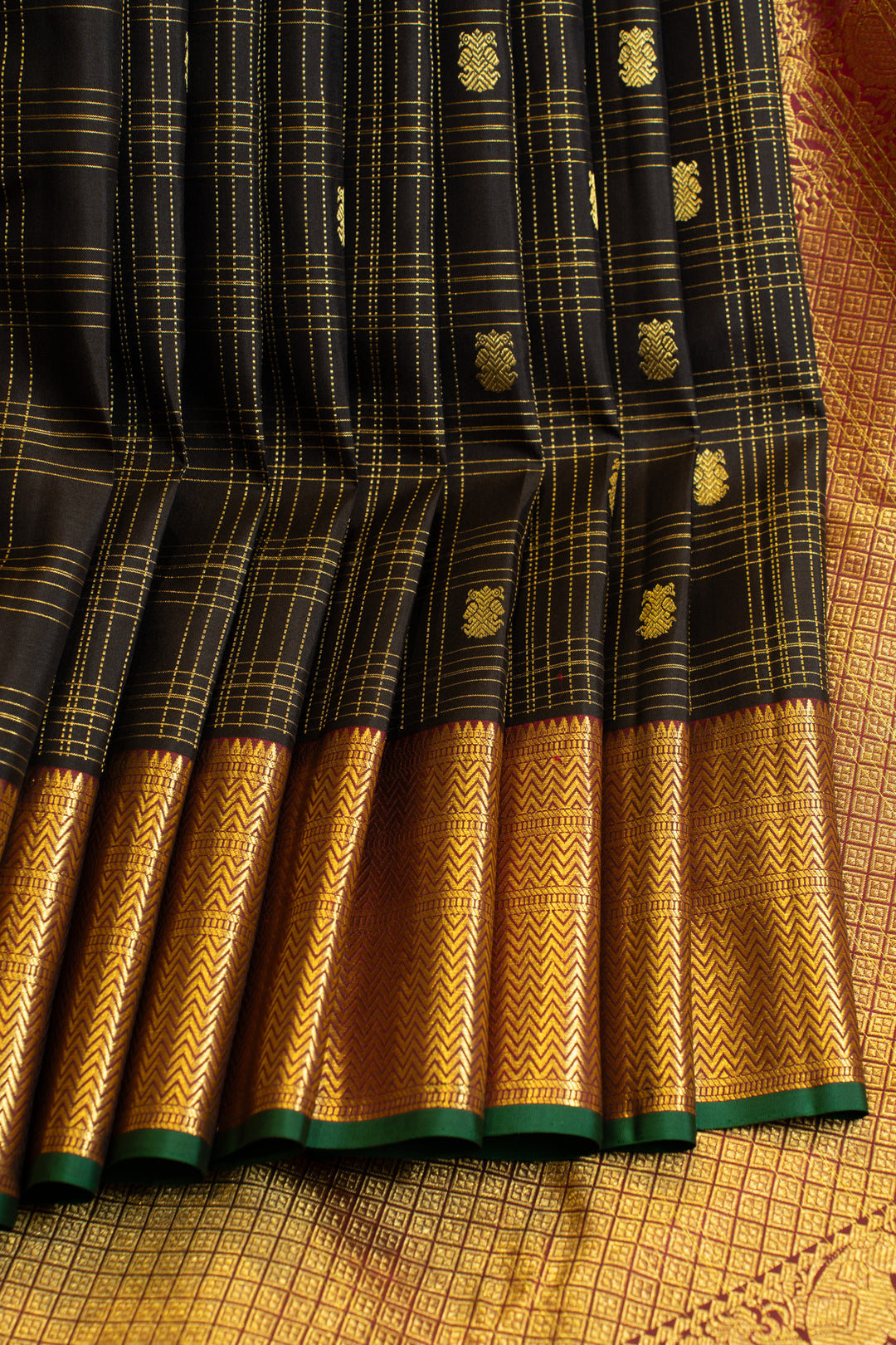 Black Muthu zari checks traditional pure Kanchipuram silk saree