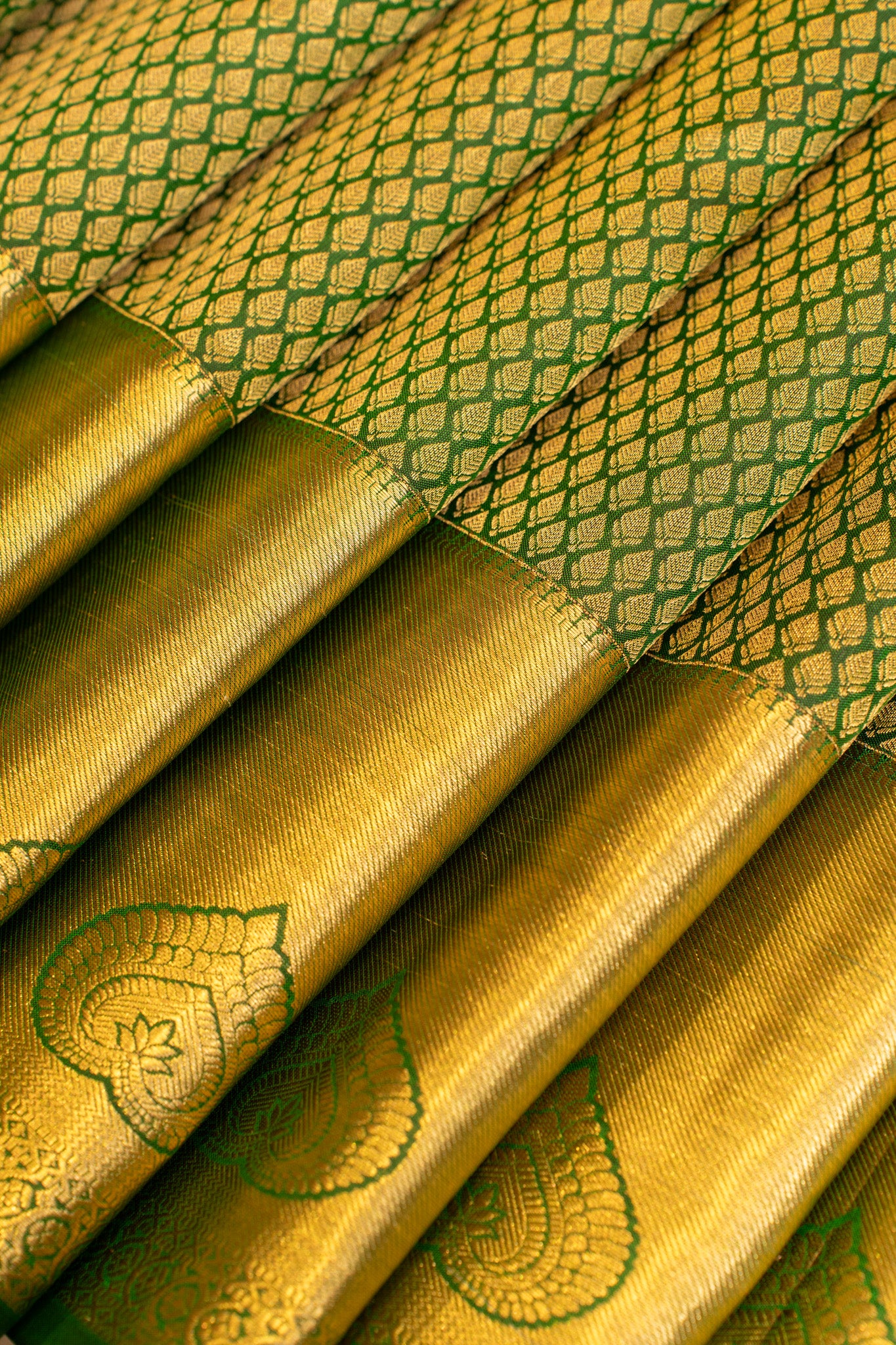 Forest green thilakam brocade pure Kanchipuram silk saree